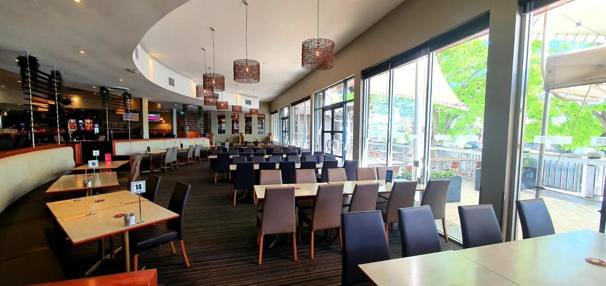 Restaurant/places to eat in Nightelier Doncaster