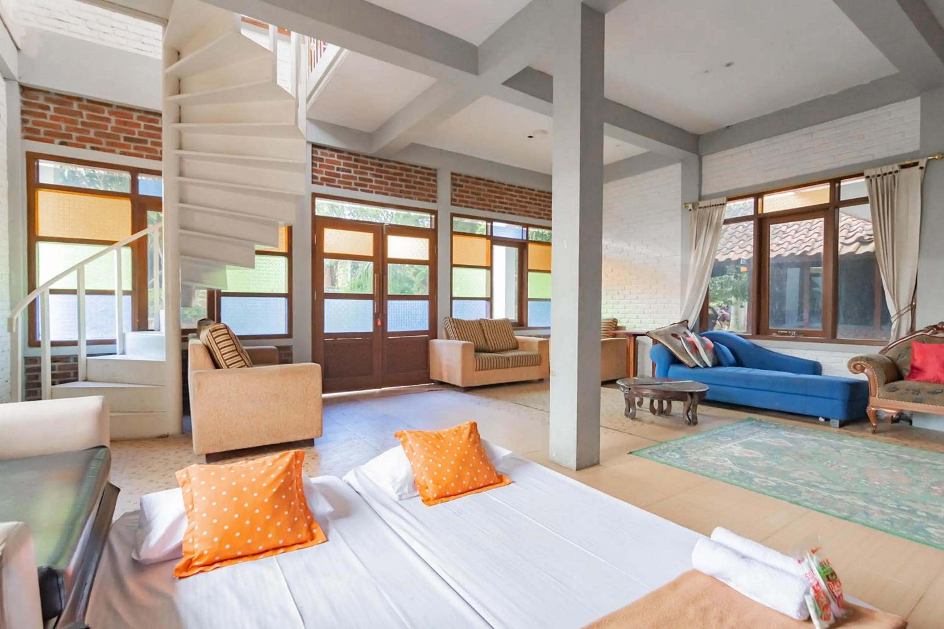 Bedroom, Bed in RedDoorz near Farmhouse Lembang