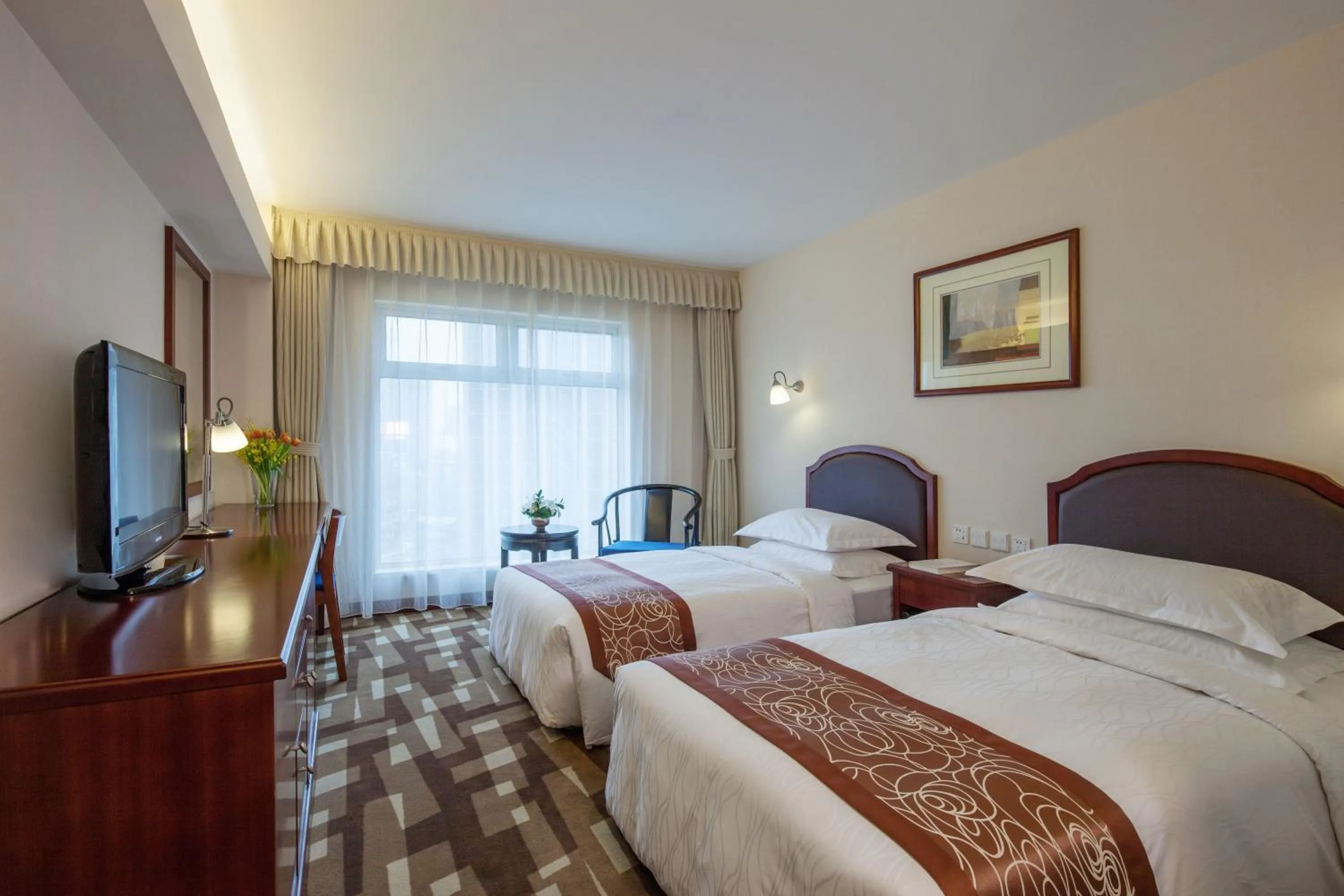 Photo of the whole room, Bed in Beijing Landmark Towers