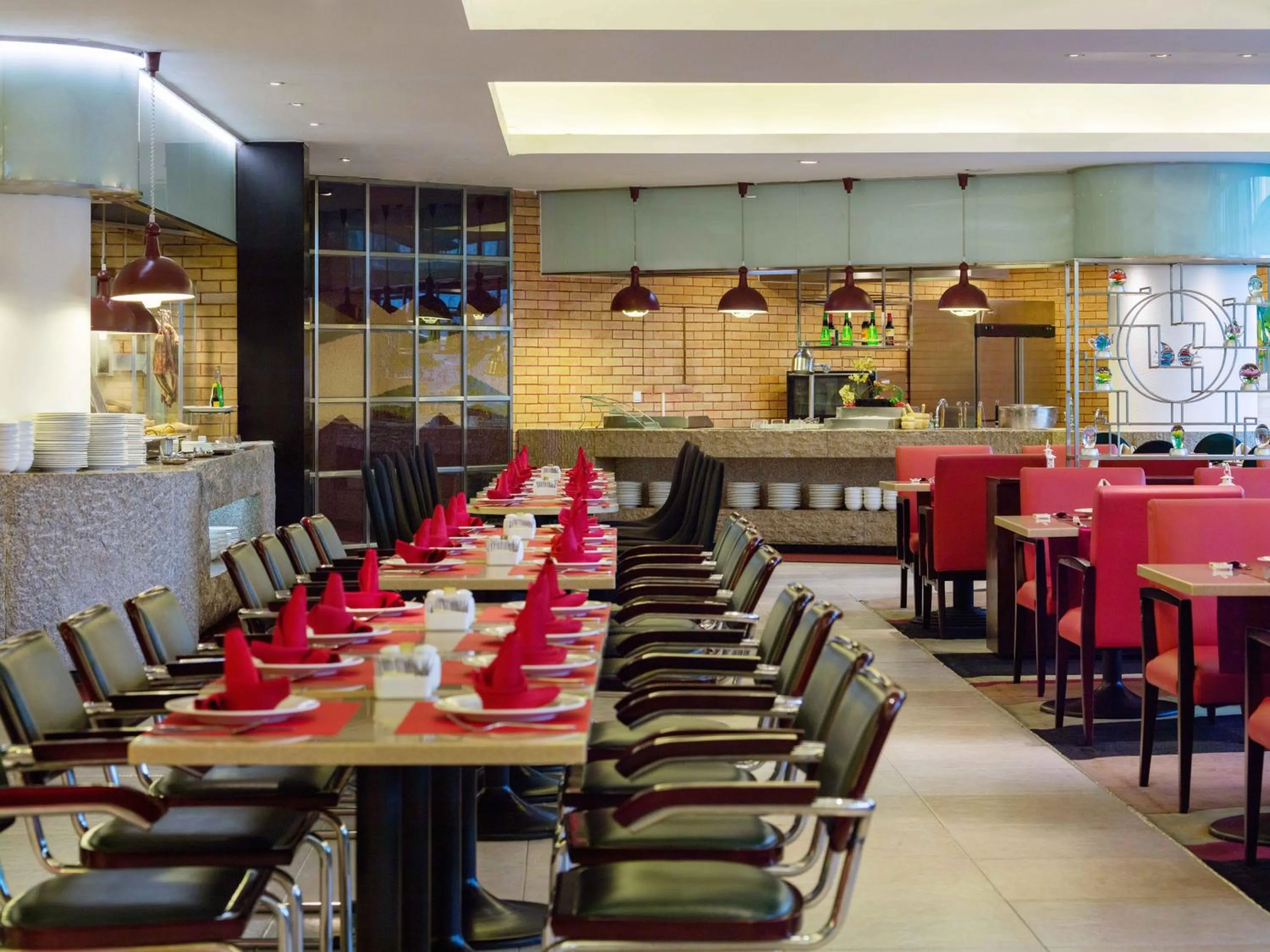 Restaurant/places to eat in Beijing Landmark Towers