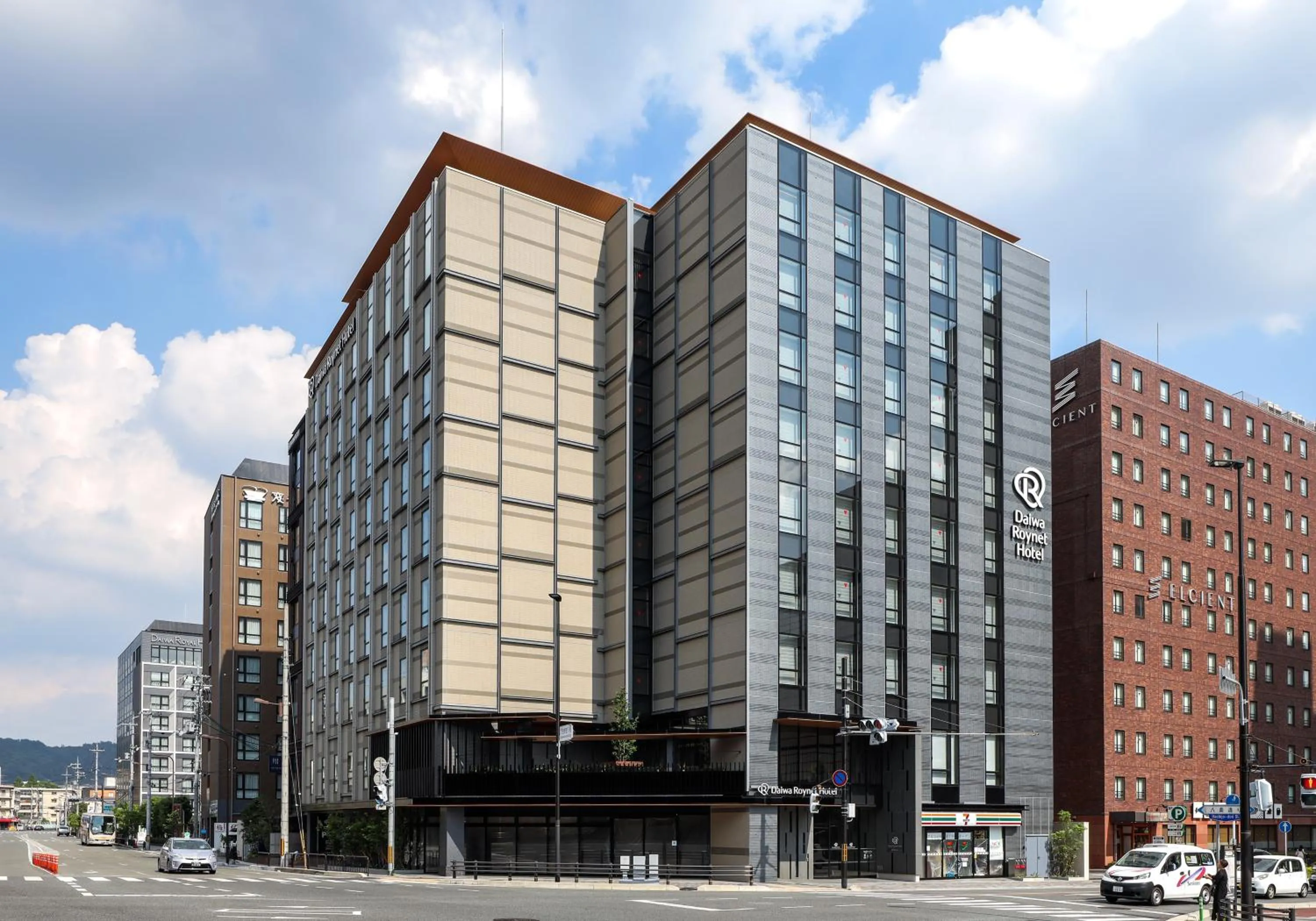 Day in Daiwa Roynet Hotel Kyoto Terrace Hachijo PREMIER