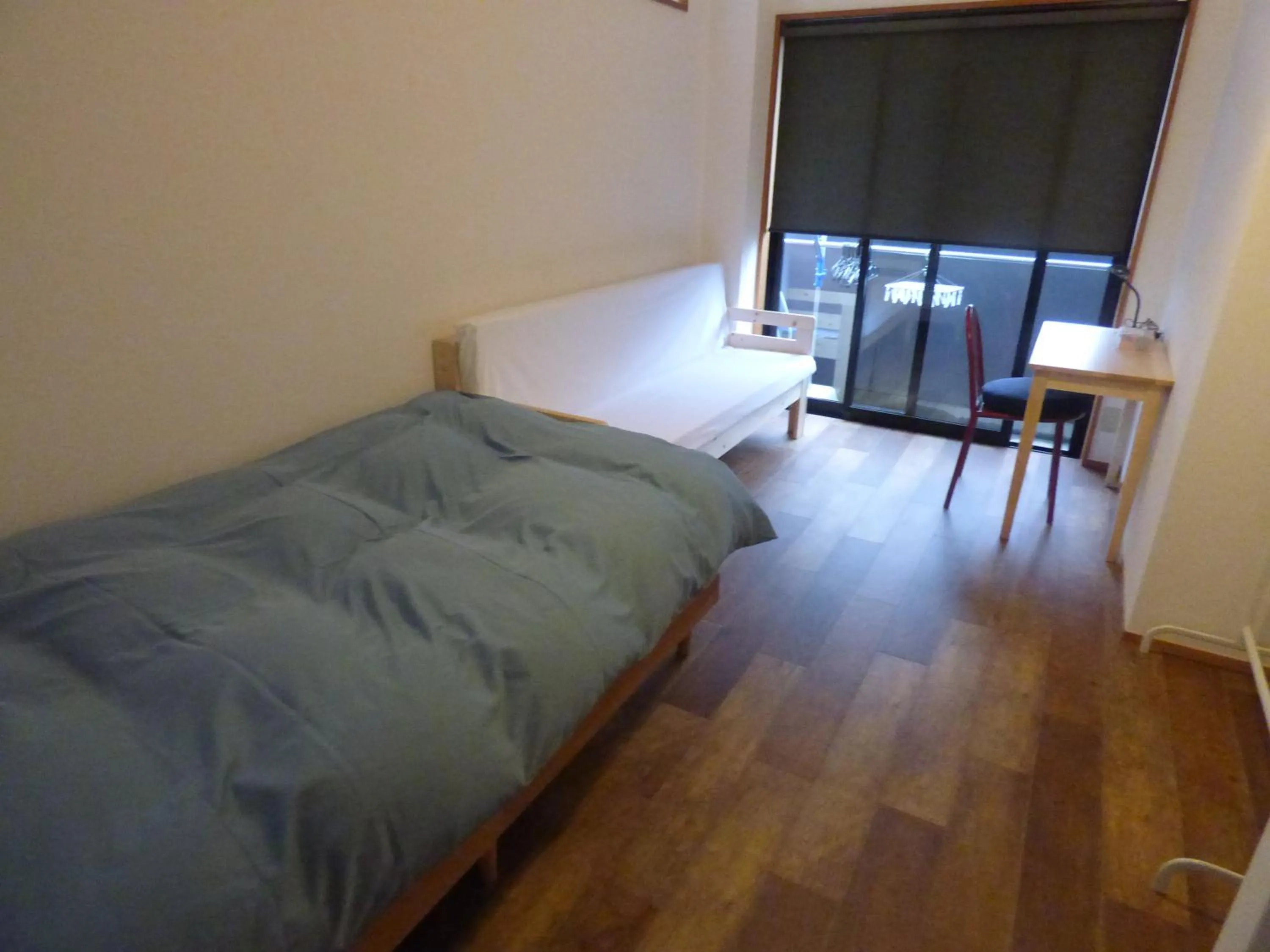 Photo of the whole room, Bed in Guesthouse Hyakumanben Cross