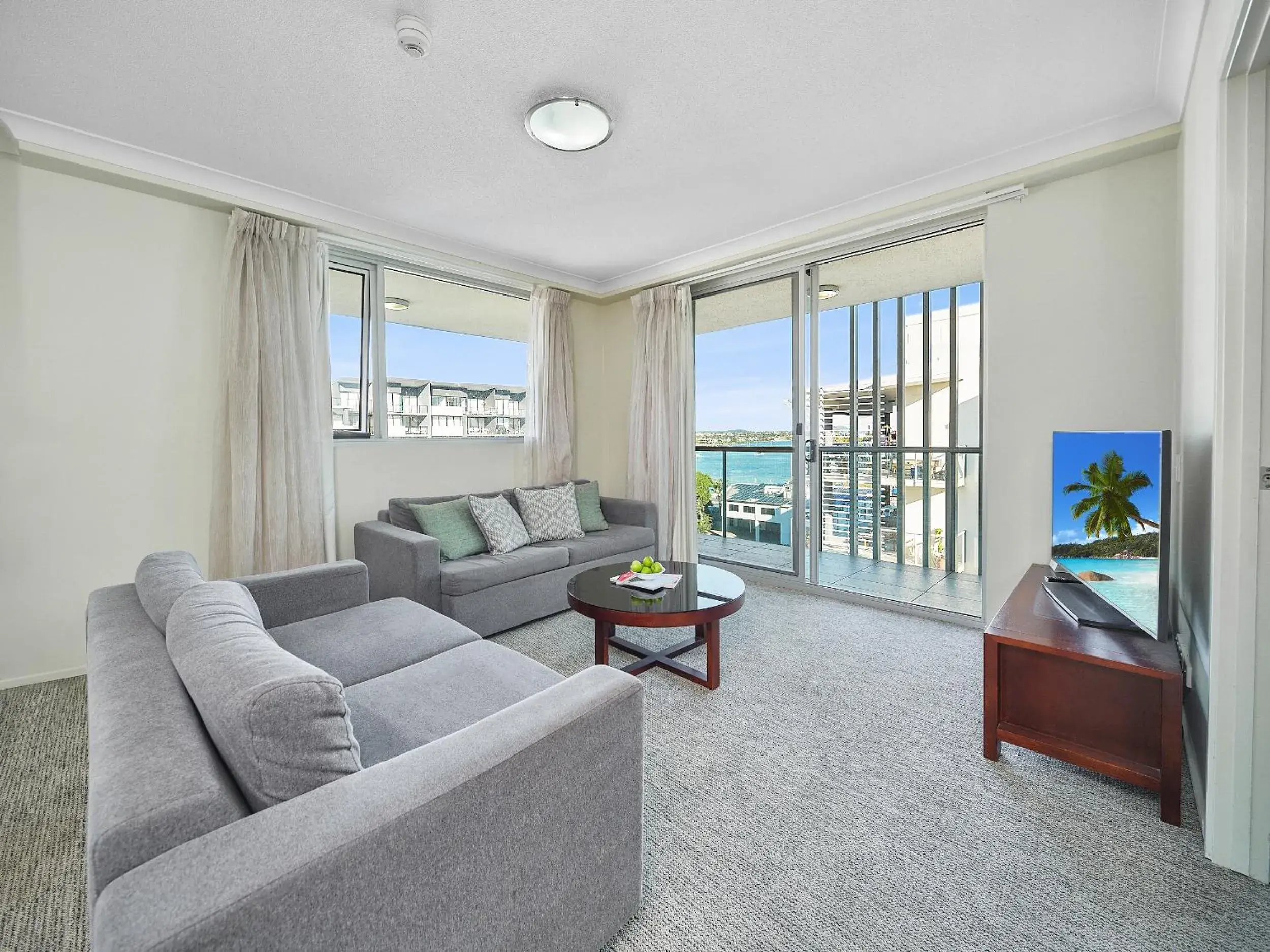 Two-Bedroom Apartment with Balcony in Quest Breakfast Creek Two-Bedroom Apartment with Balcony in Quest Breakfast Creek