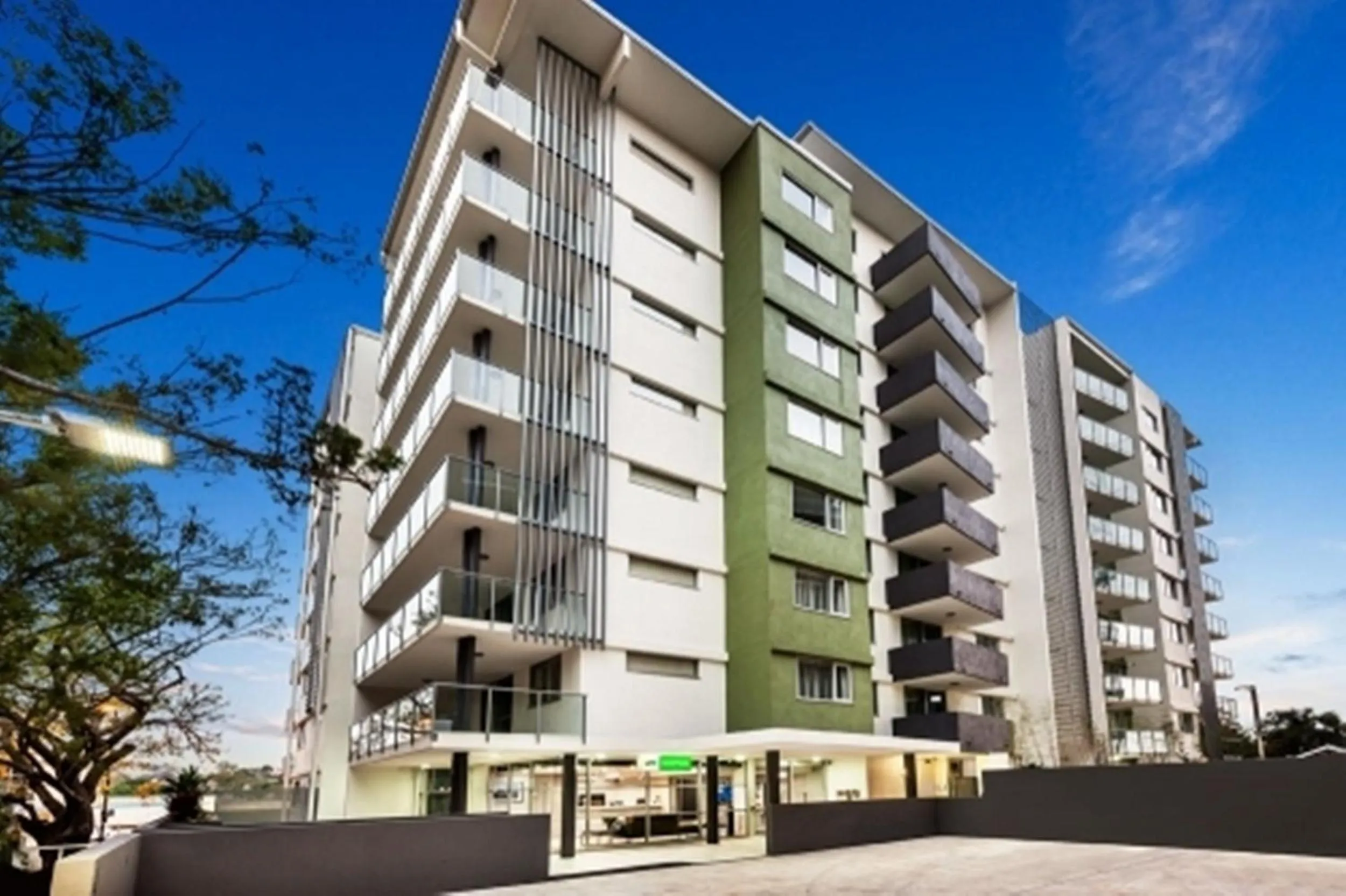 Facade/entrance in Quest Breakfast Creek