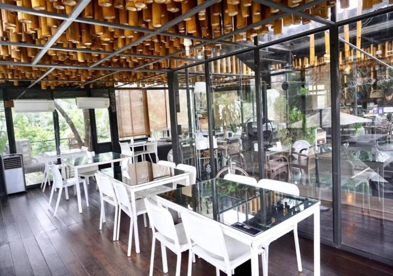 Restaurant/places to eat in Bangkok Tree House Bang Kachao