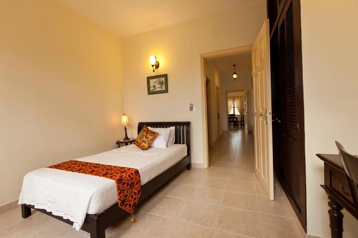 Bed in Grand Residence