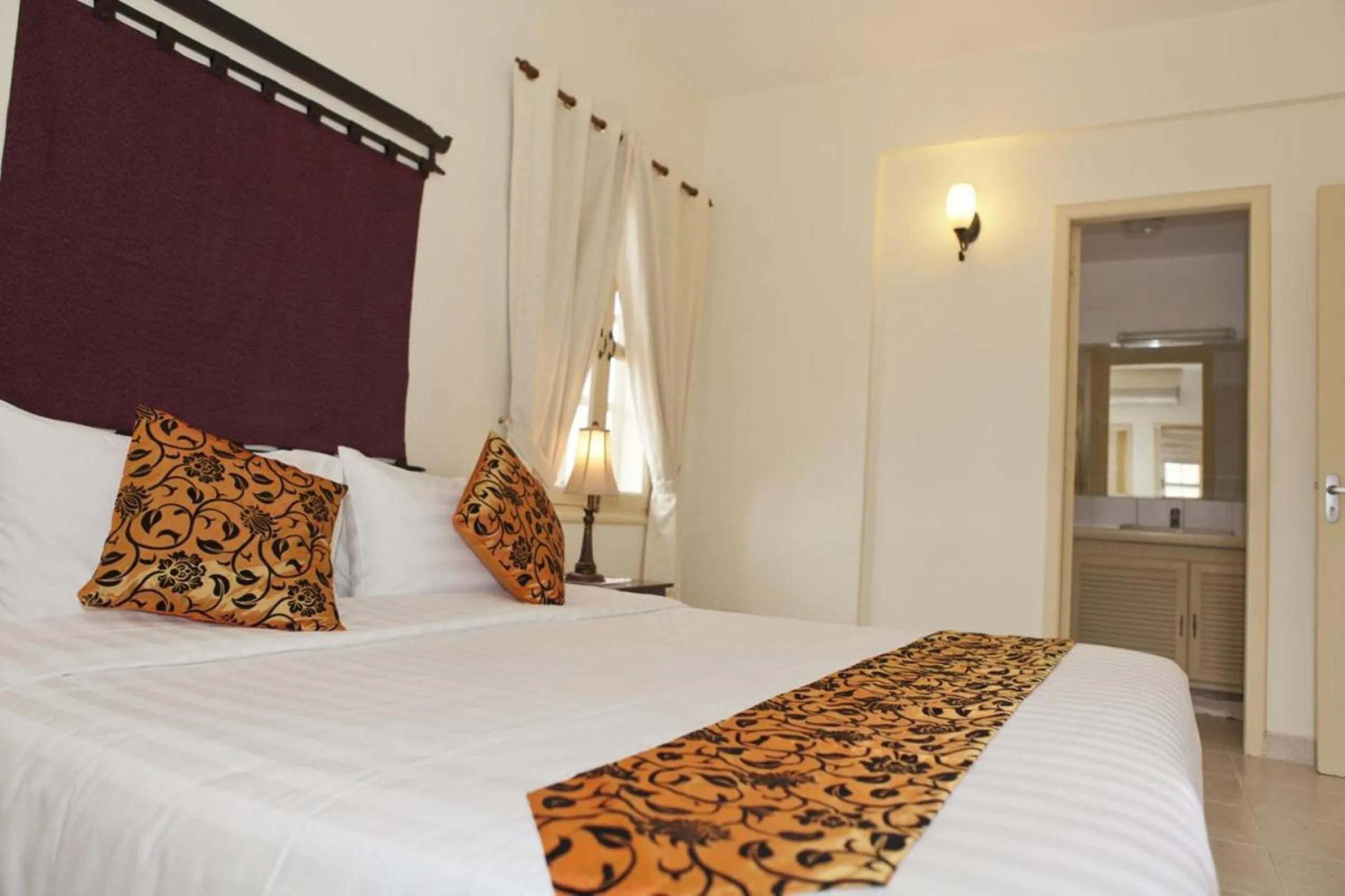 Other, Bed in Grand Residence