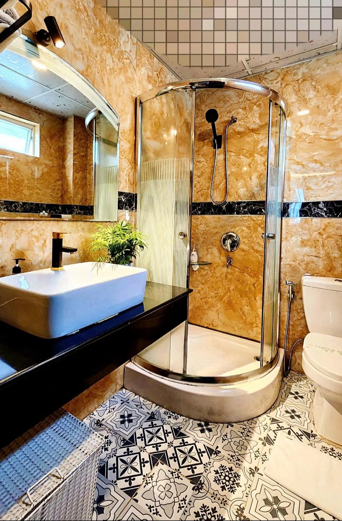 Shower in Rosa Hotel & Spa