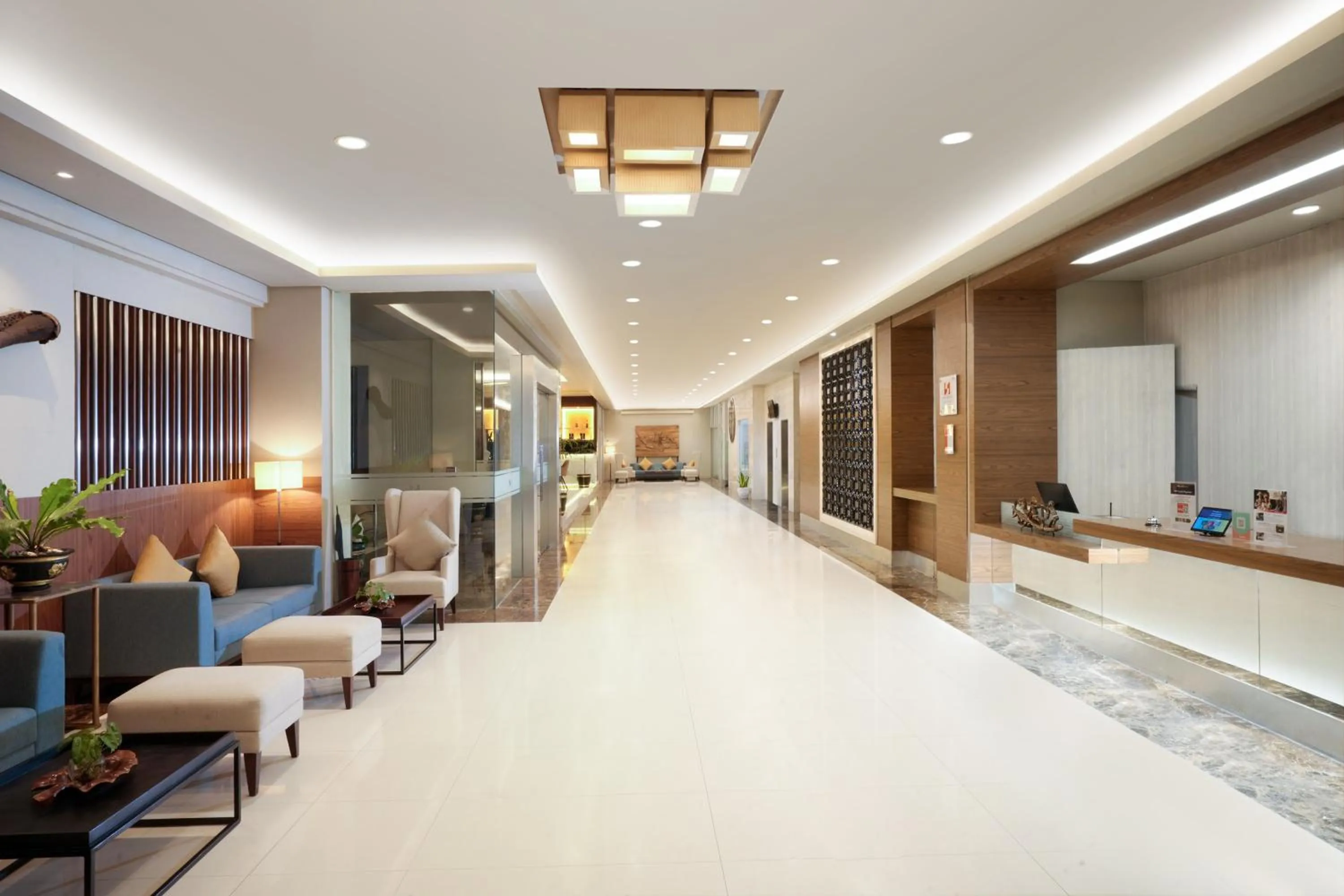 Lobby or reception in Swiss-Belexpress Jayapura