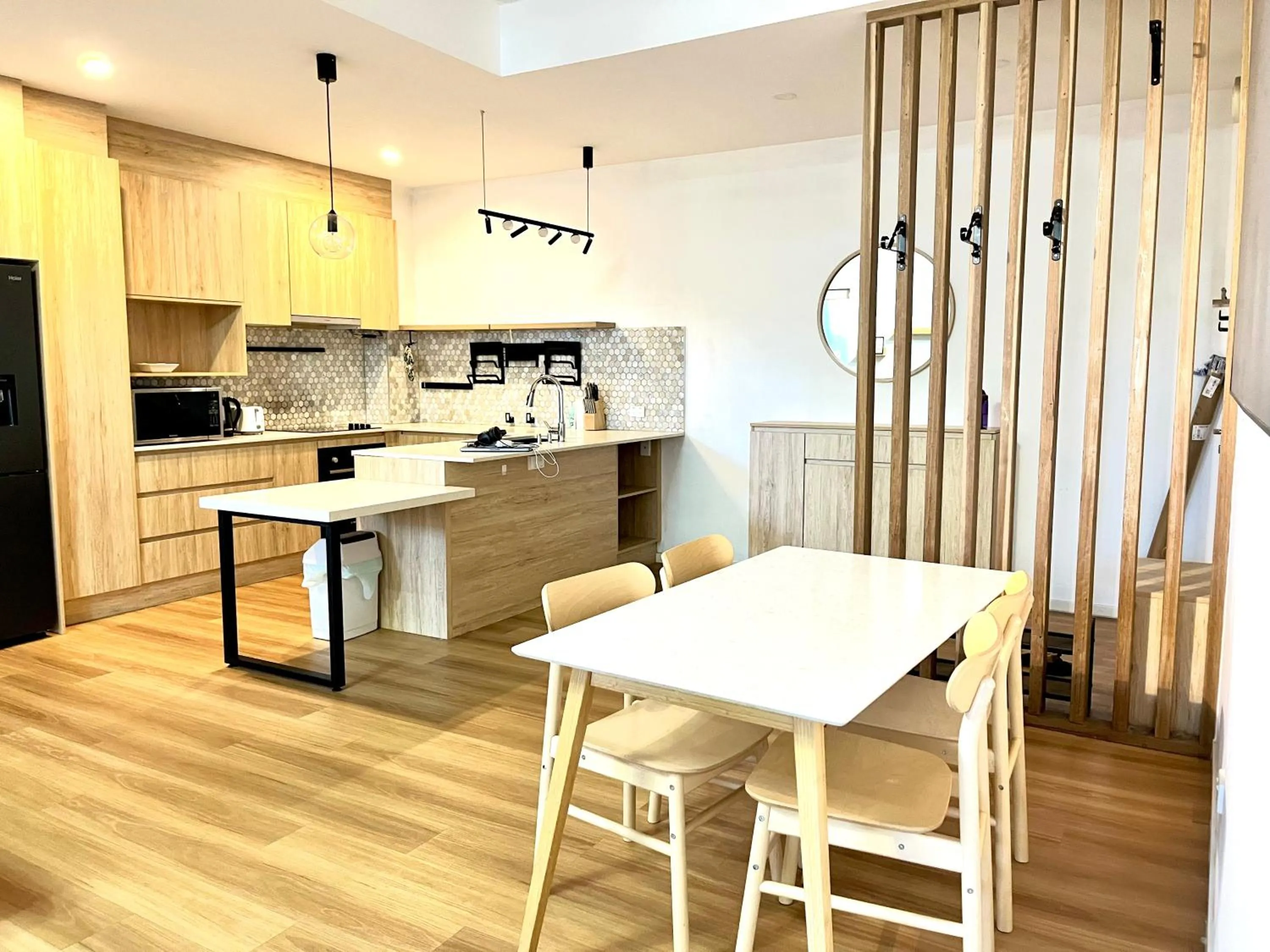 Dining area in Parkview Apartments