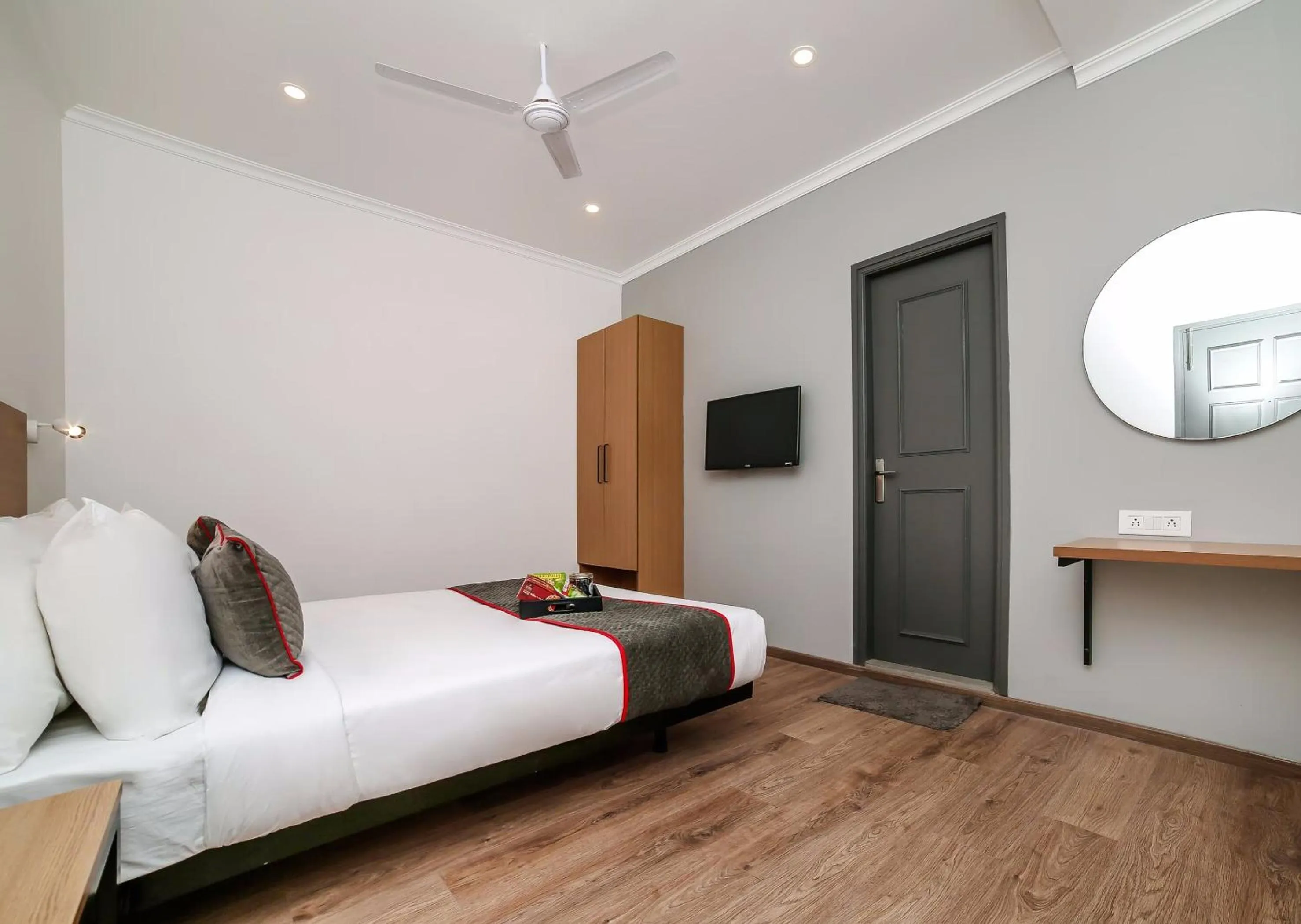 Other, Bed in Townhouse Chattarpur Opp. Tivoli Garden Near Chhatarpur Metro Station