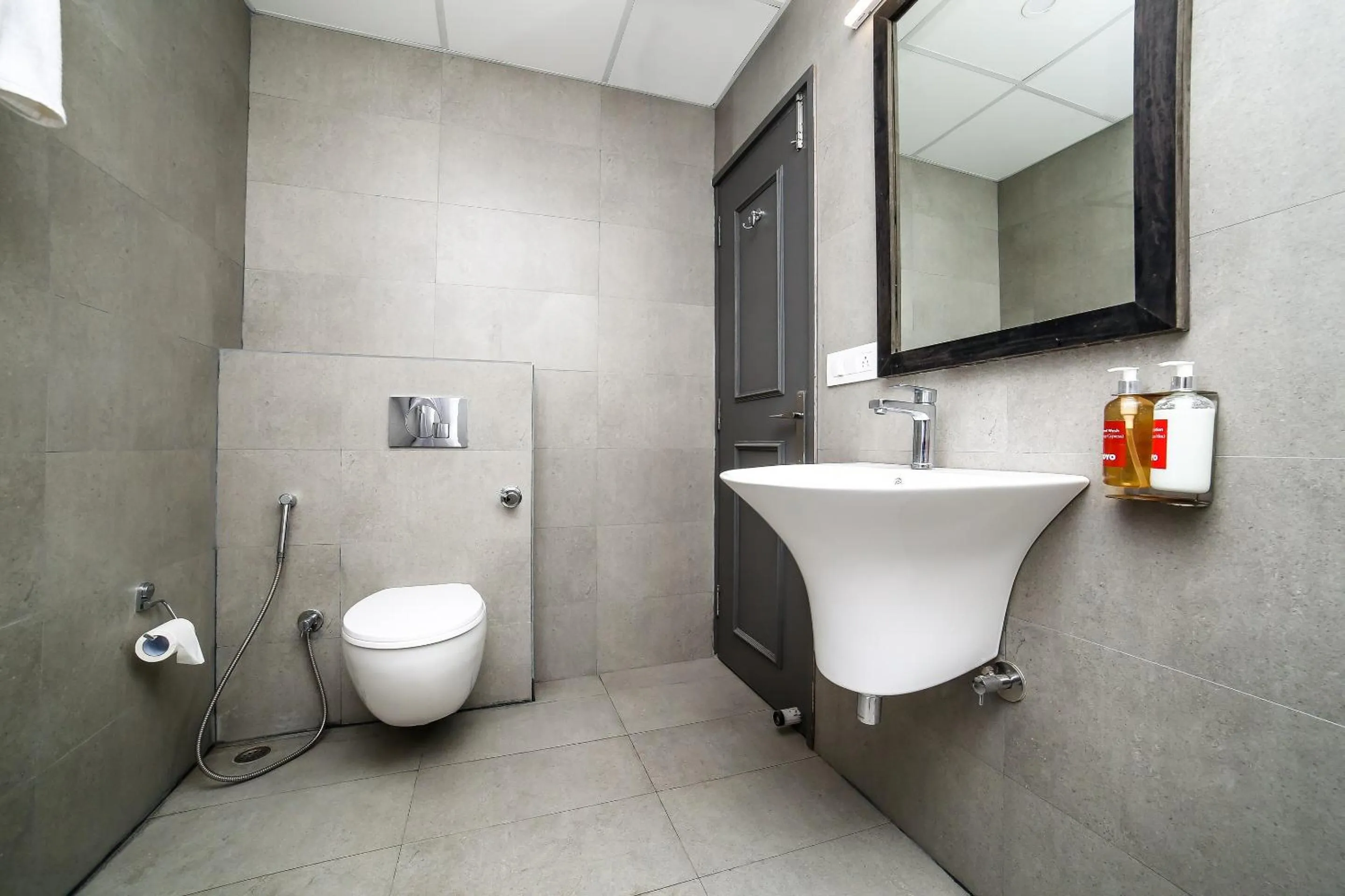 Bathroom in Townhouse Chattarpur Opp. Tivoli Garden Near Chhatarpur Metro Station