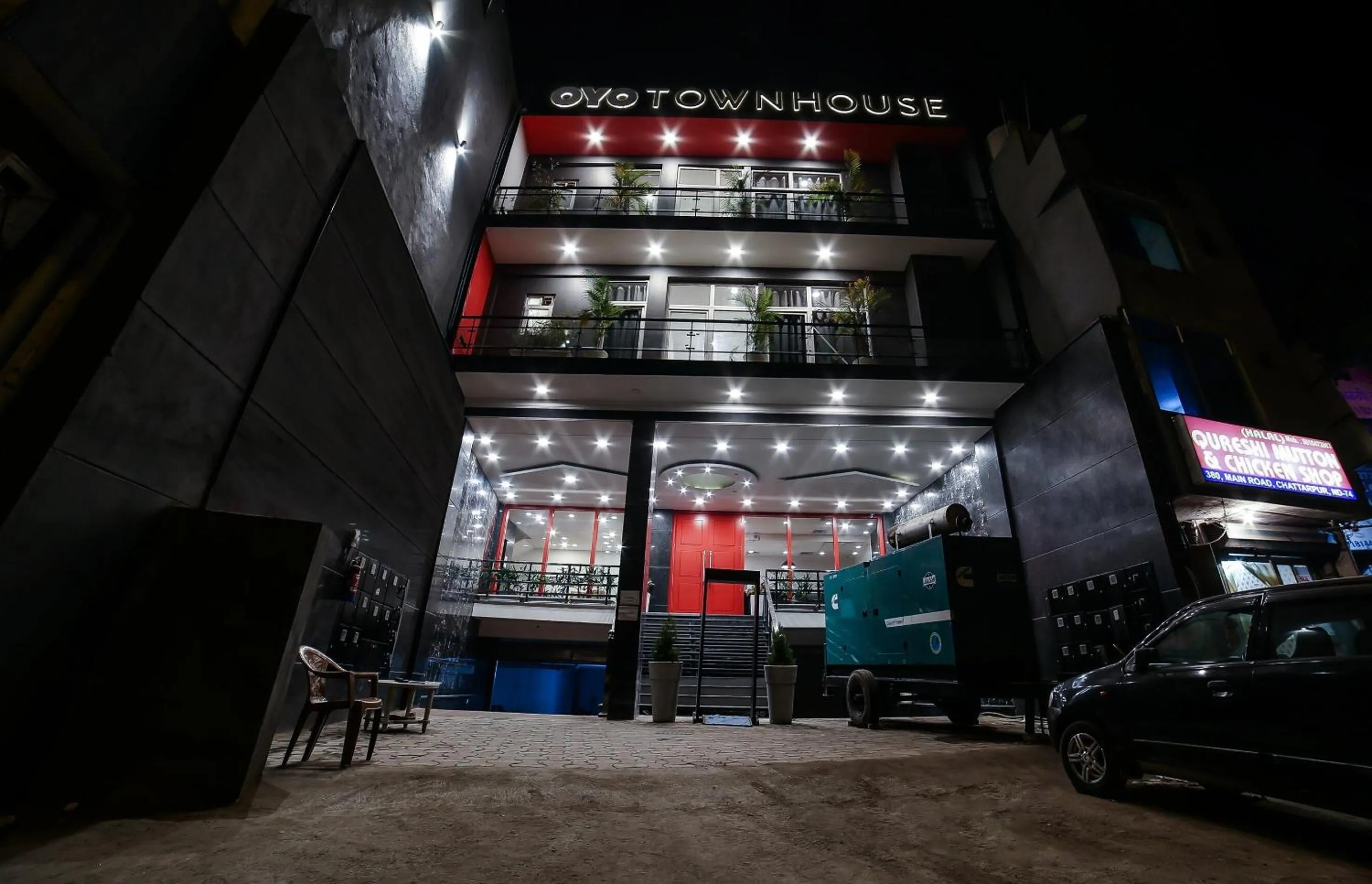 Facade/entrance in Townhouse Chattarpur Opp. Tivoli Garden Near Chhatarpur Metro Station