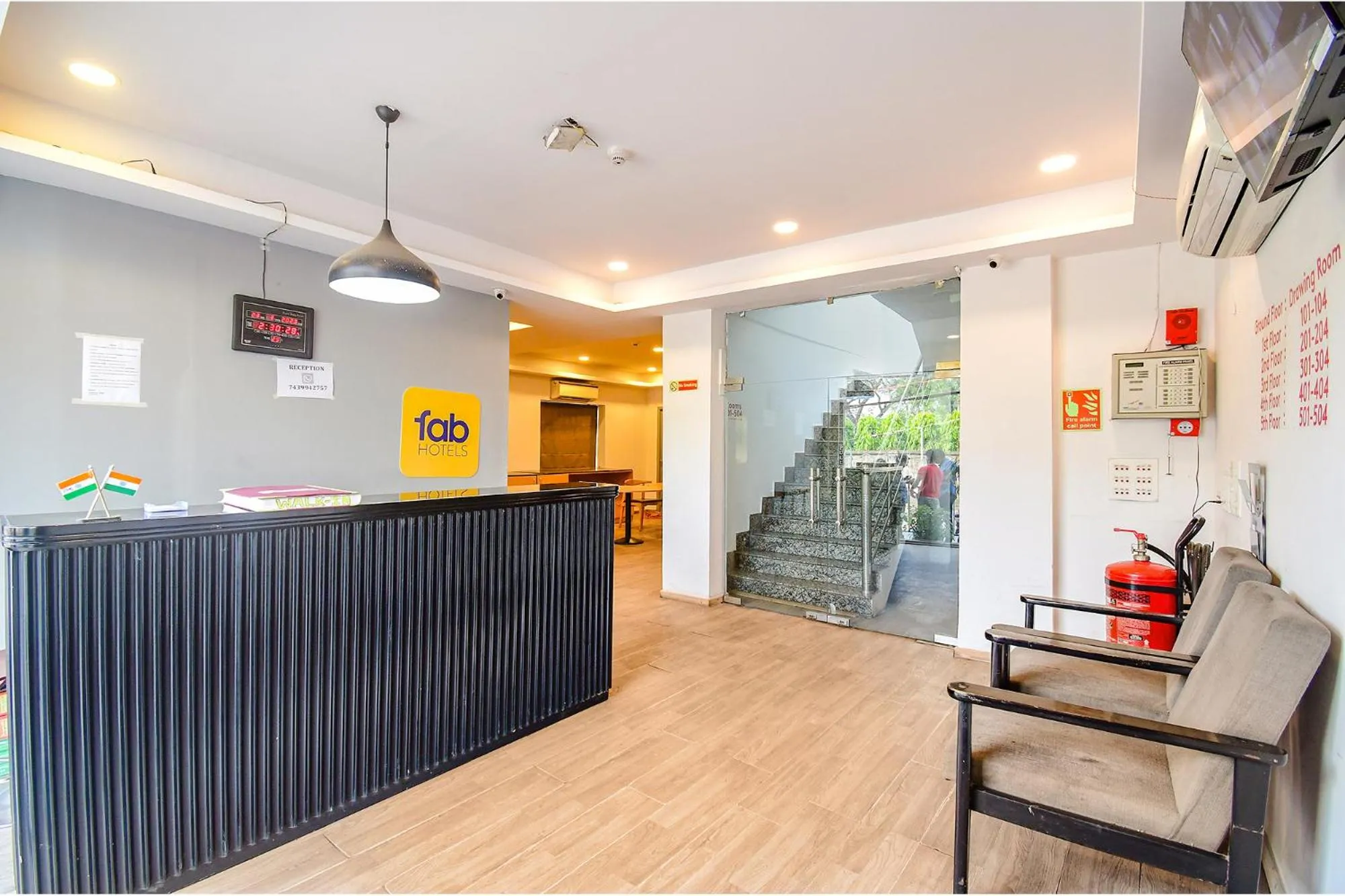 Lobby or reception in FabHotel Airport Green Arcade - near Kolkata Airport