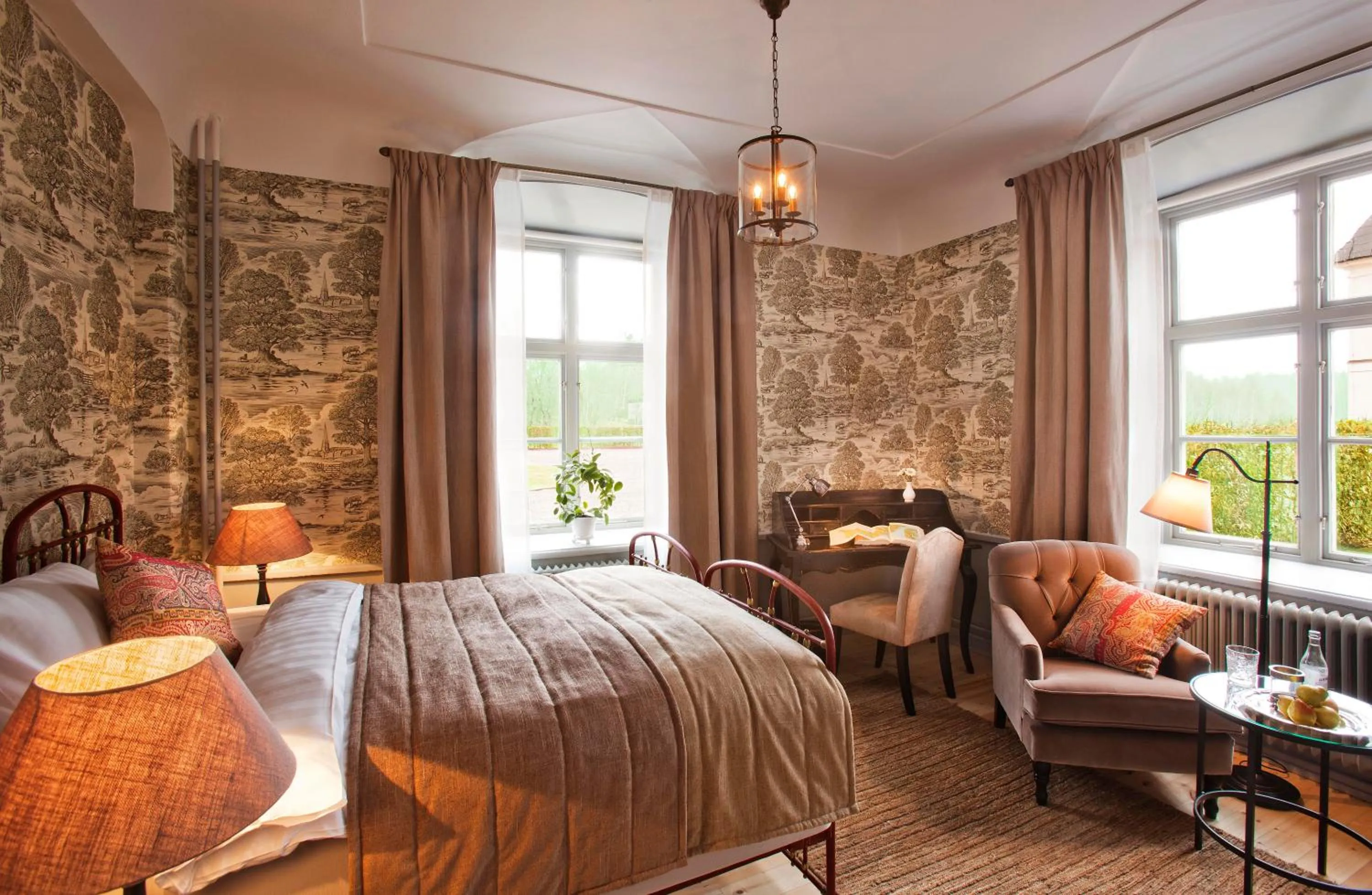 Bed in Rosersbergs Slottshotell