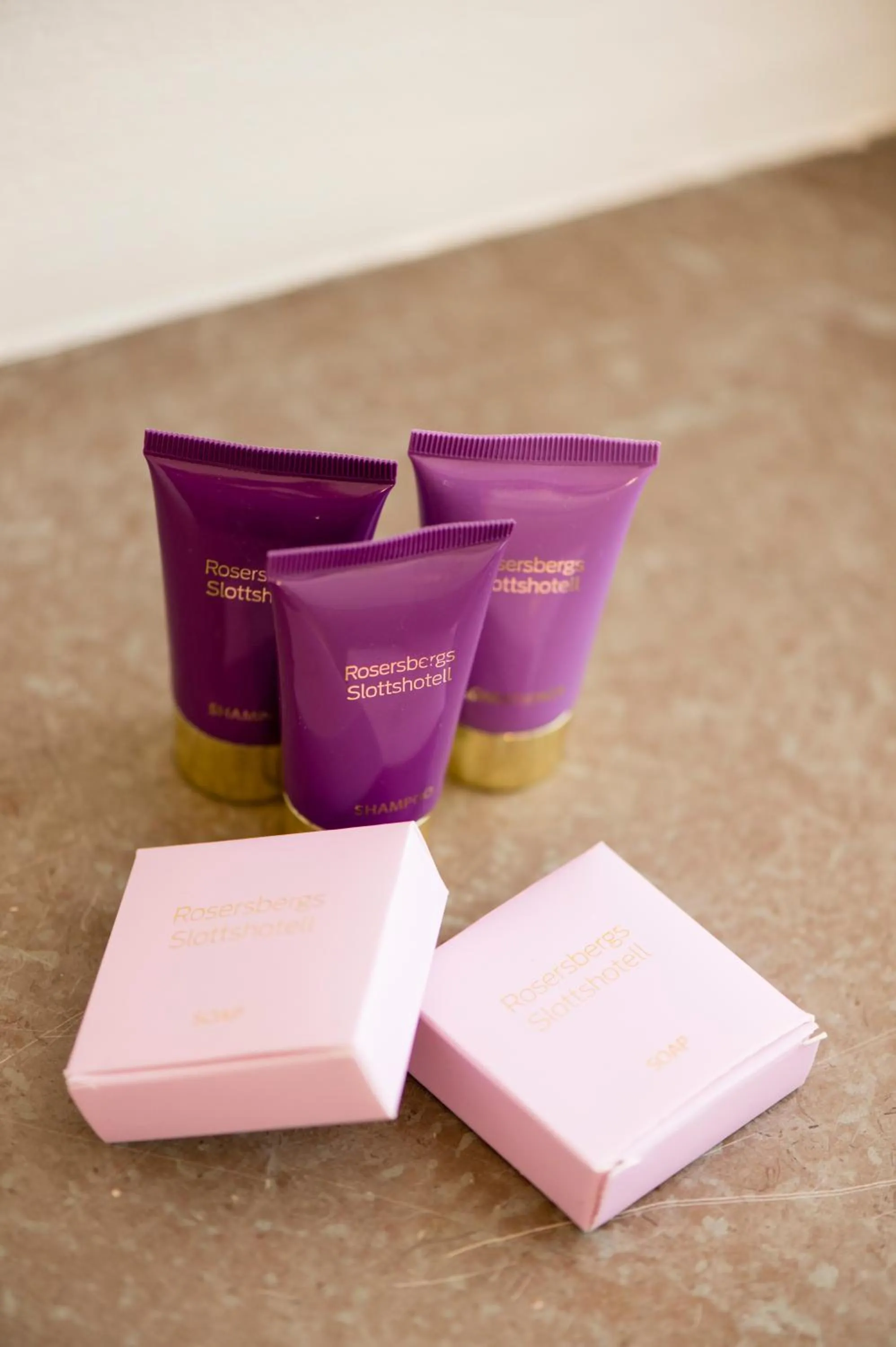 Bathroom in Rosersbergs Slottshotell