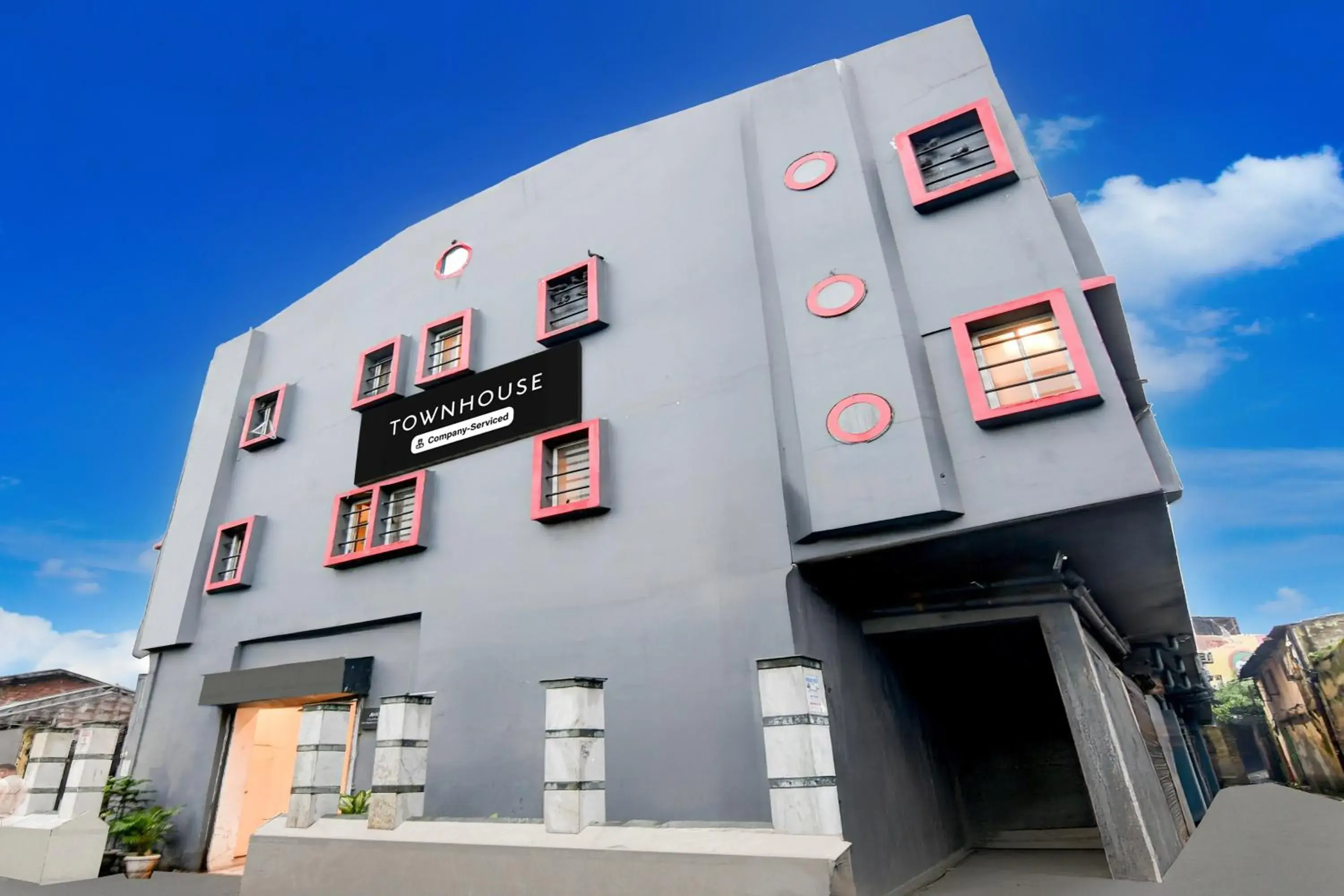 Super Townhouse Science City Formerly Hotel Mannat International Super Townhouse Science City Formerly Hotel Mannat International