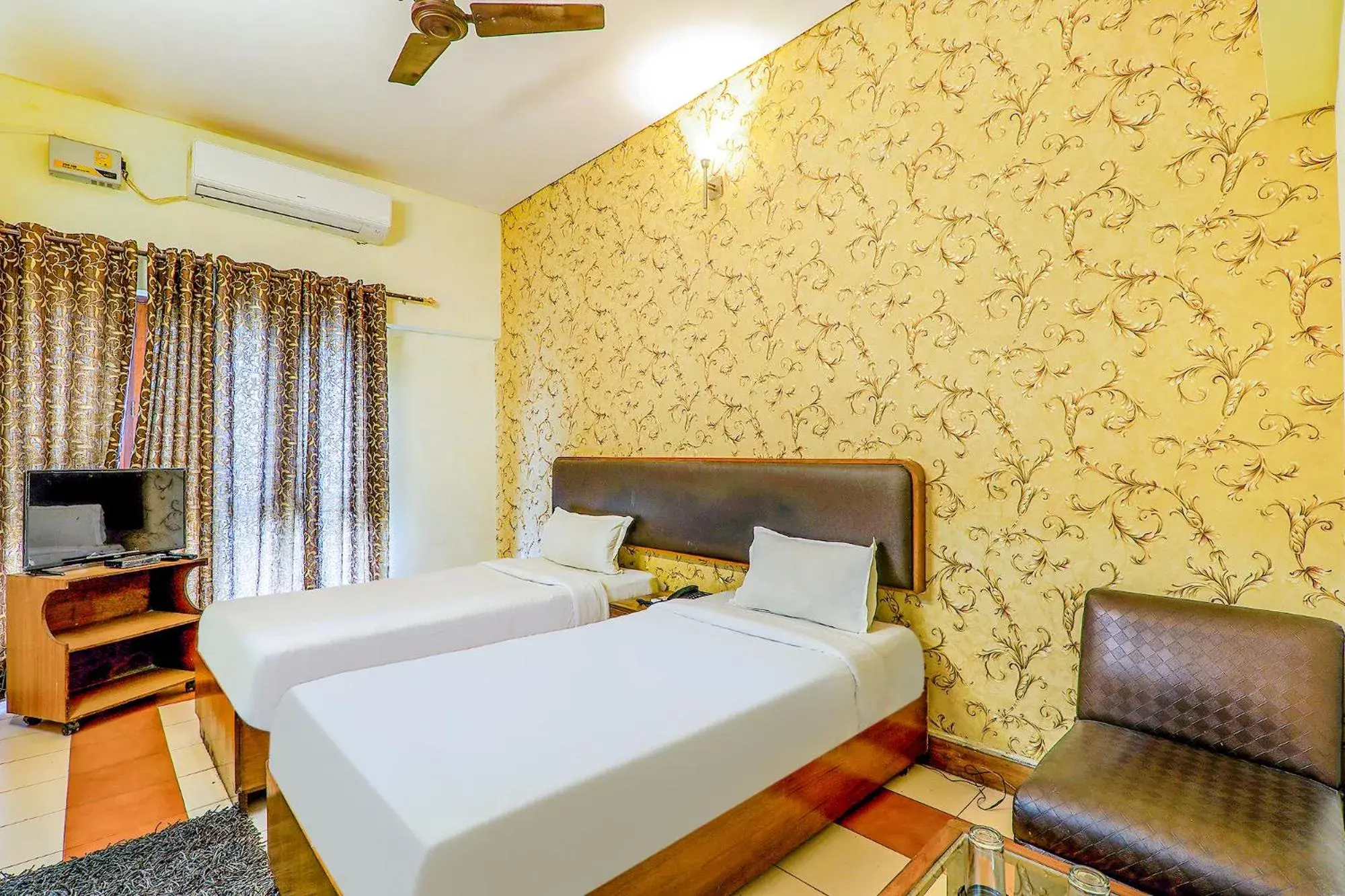 Deluxe Double or Twin Room in Hotel Executive Deluxe Double or Twin Room in Hotel Executive