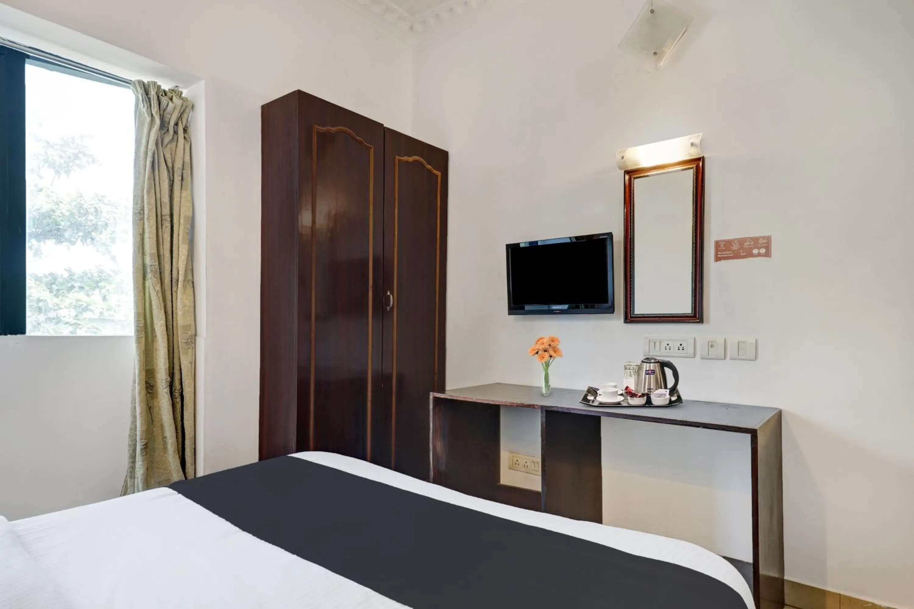 Bedroom, Bed in Collection O M G Road