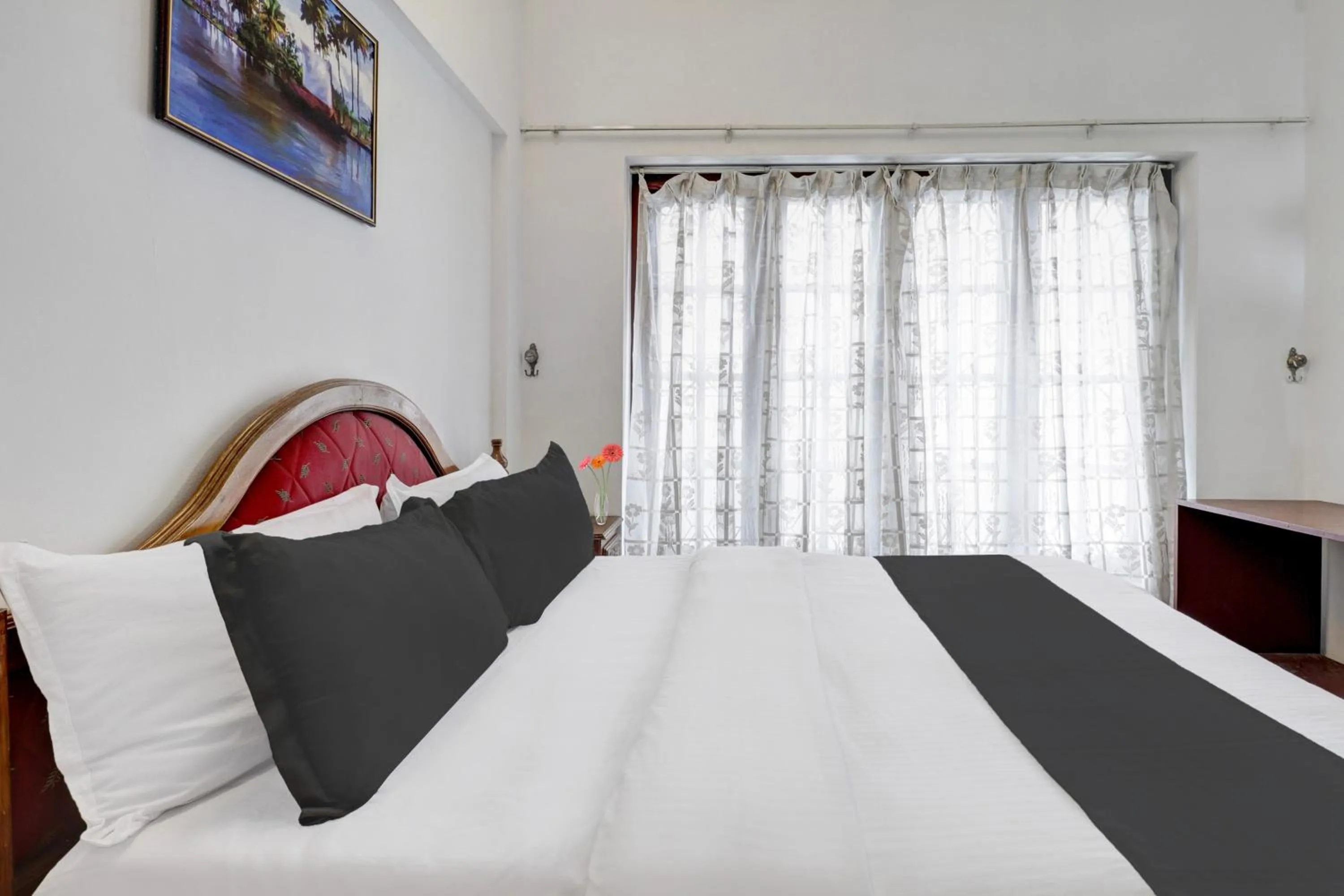 Bedroom, Bed in Collection O M G Road