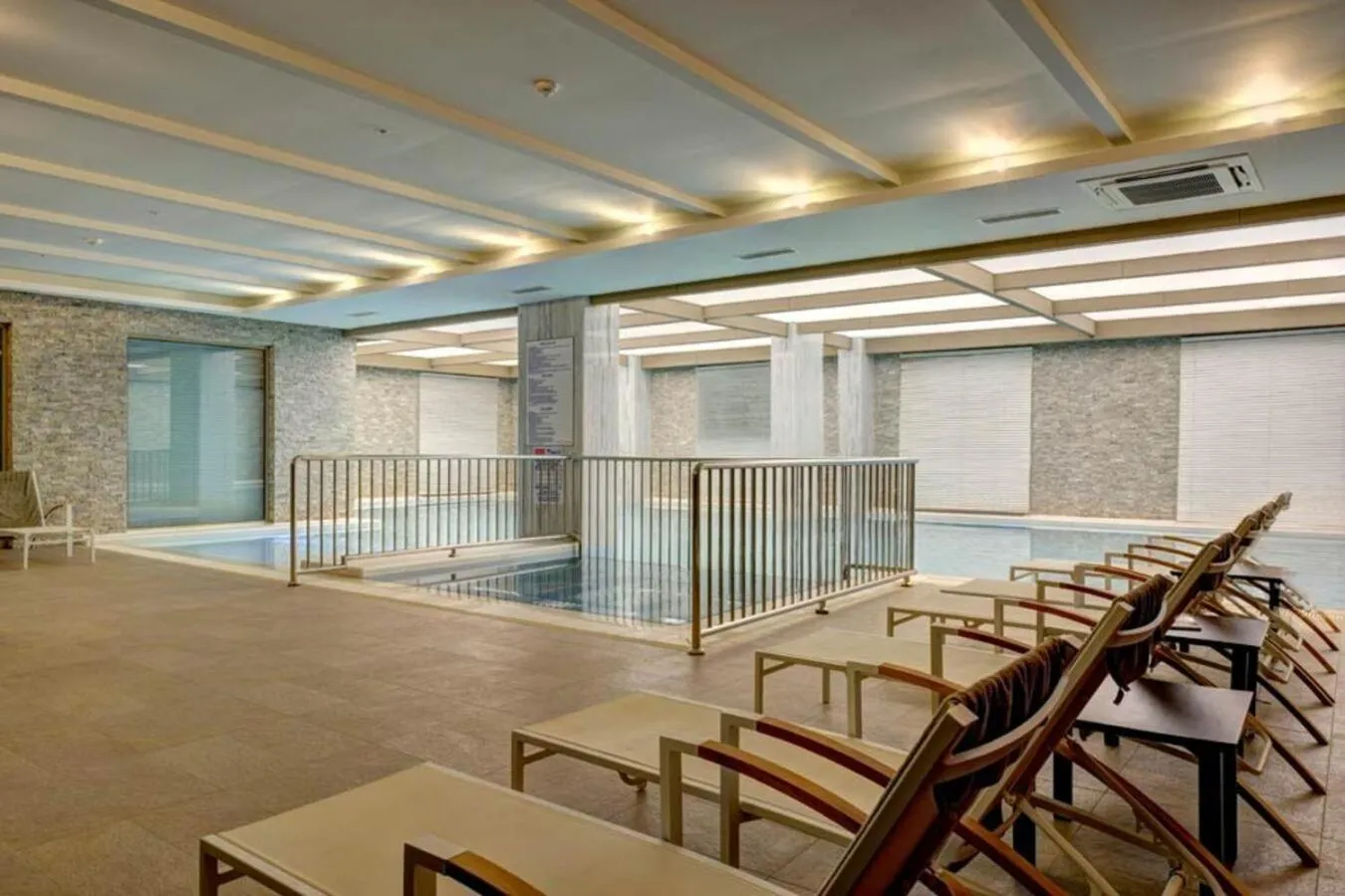 Spa and wellness centre/facilities in Sundance Suites Hotel