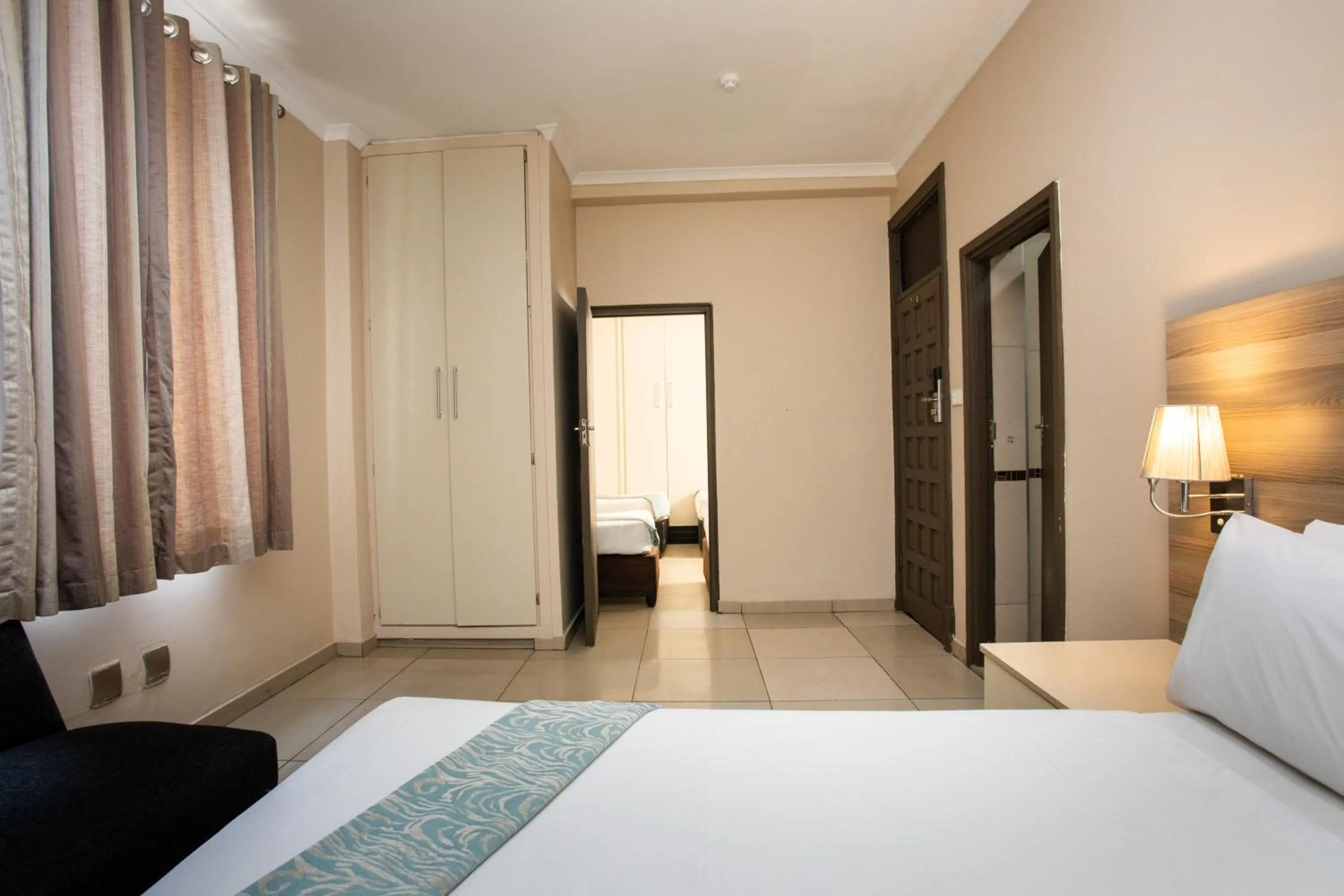 Bed in Tudor House Hotel