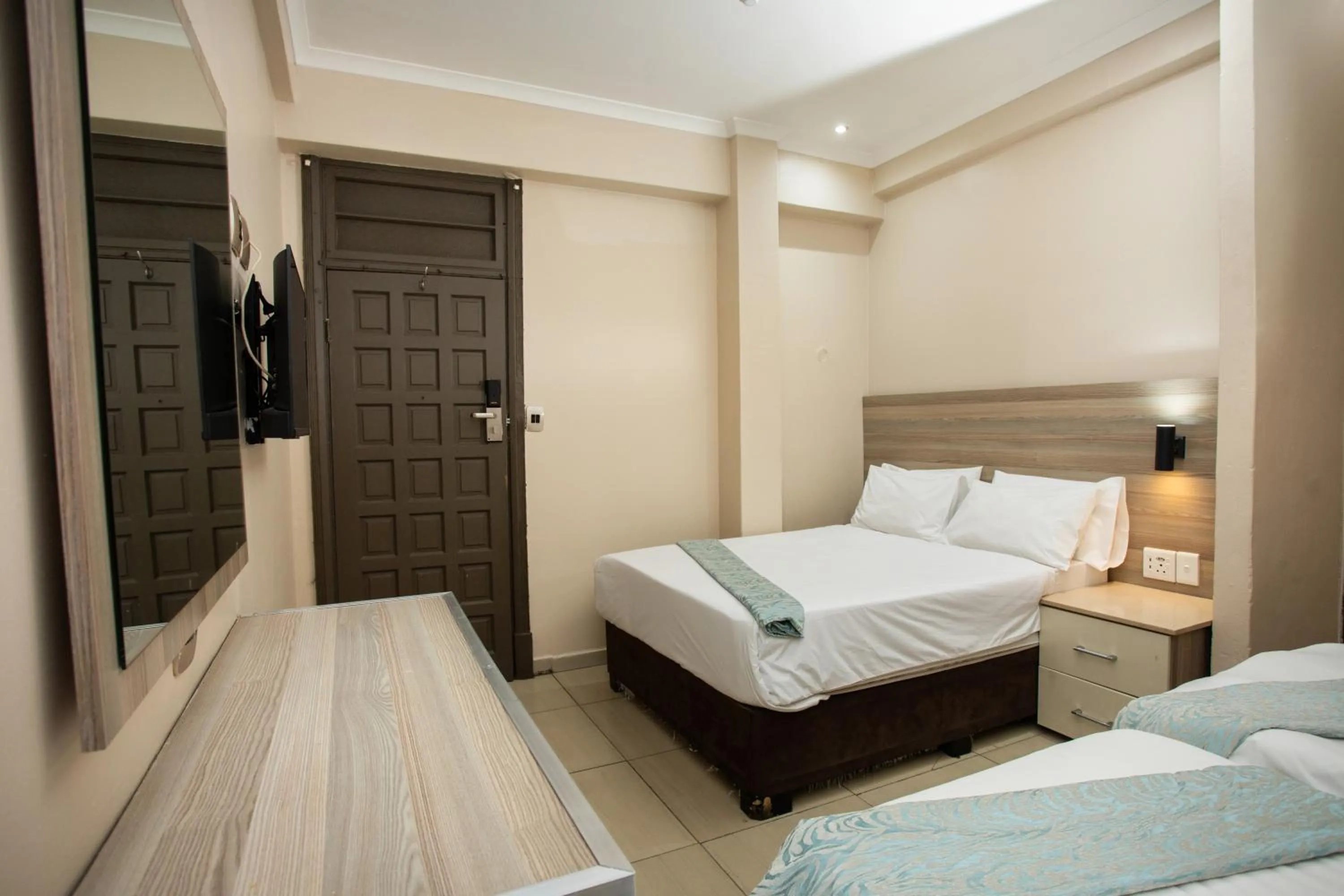 Bed in Tudor House Hotel