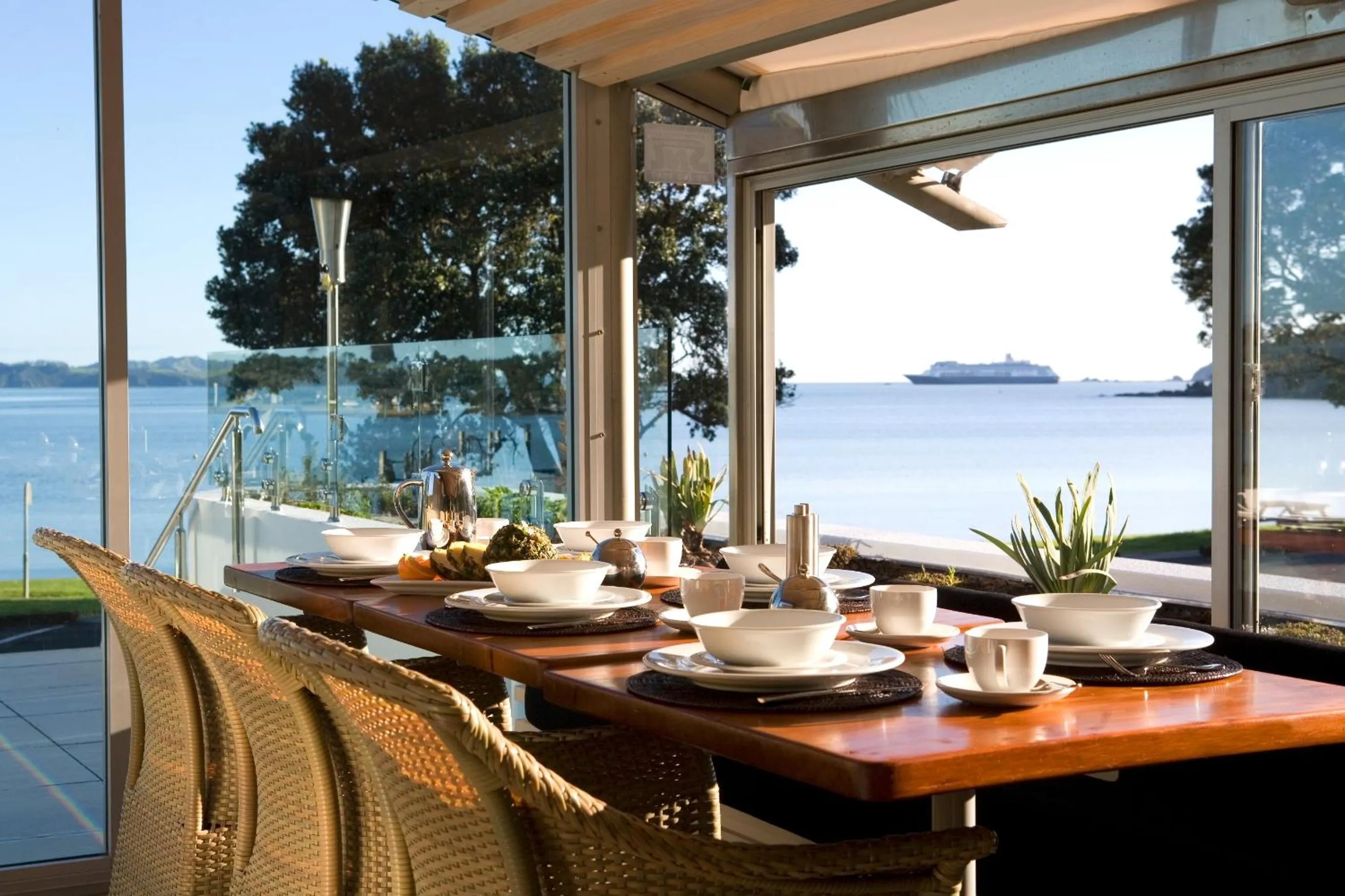 Restaurant/places to eat in Paihia Beach Resort & Spa Hotel