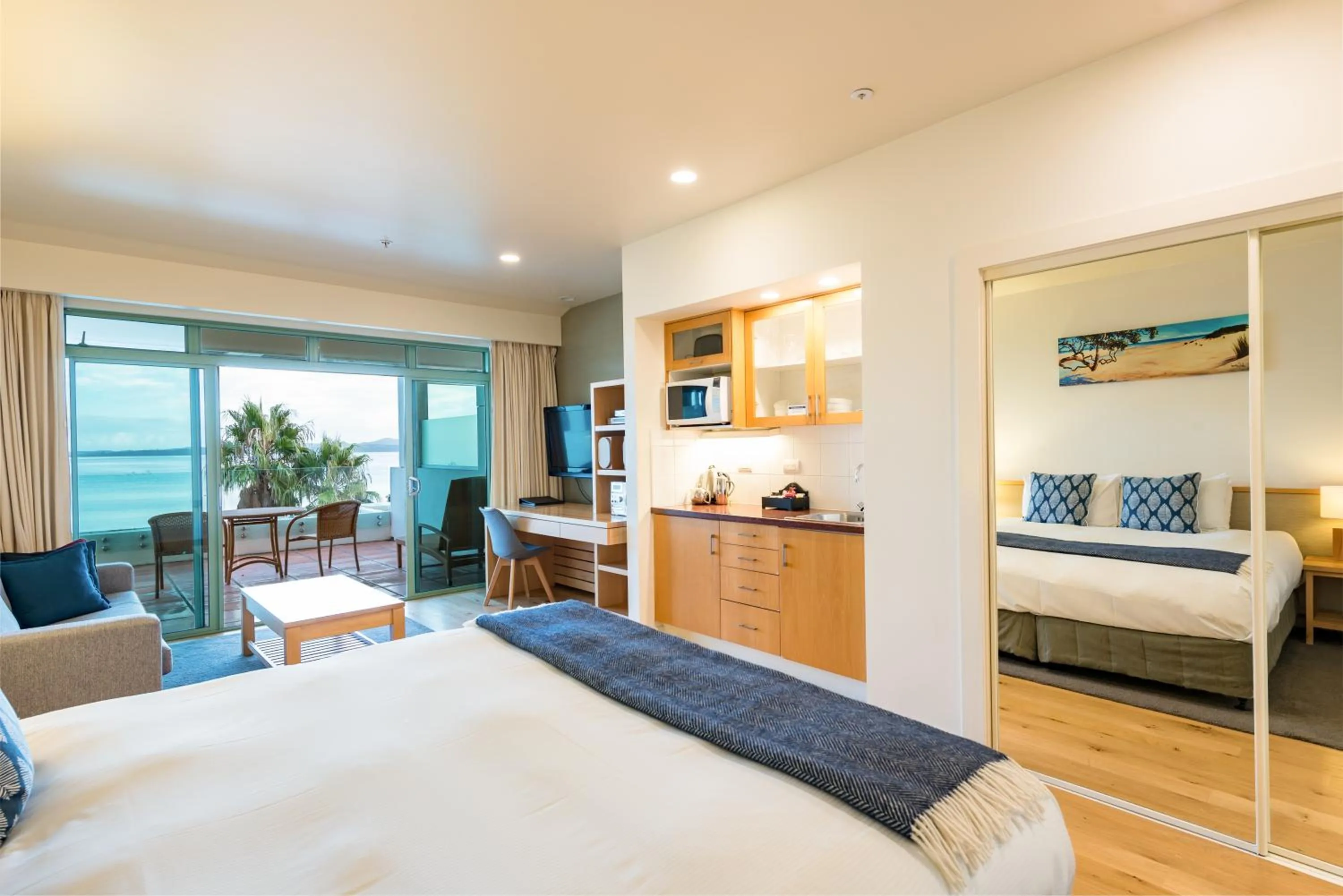 Photo of the whole room, Bed in Paihia Beach Resort & Spa Hotel