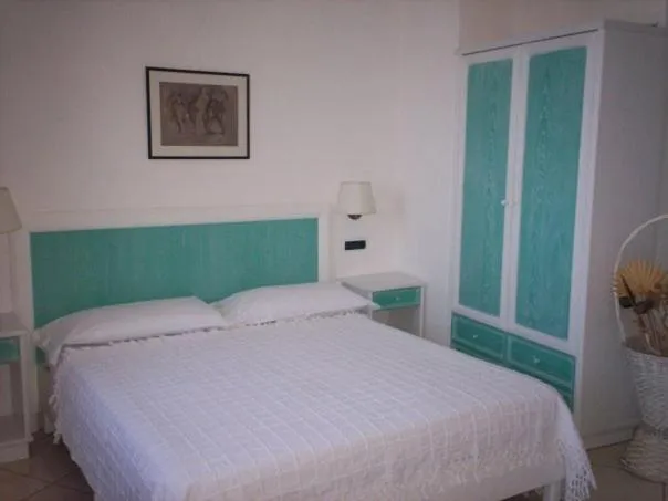 Bedroom in Hotel Villa Antonio