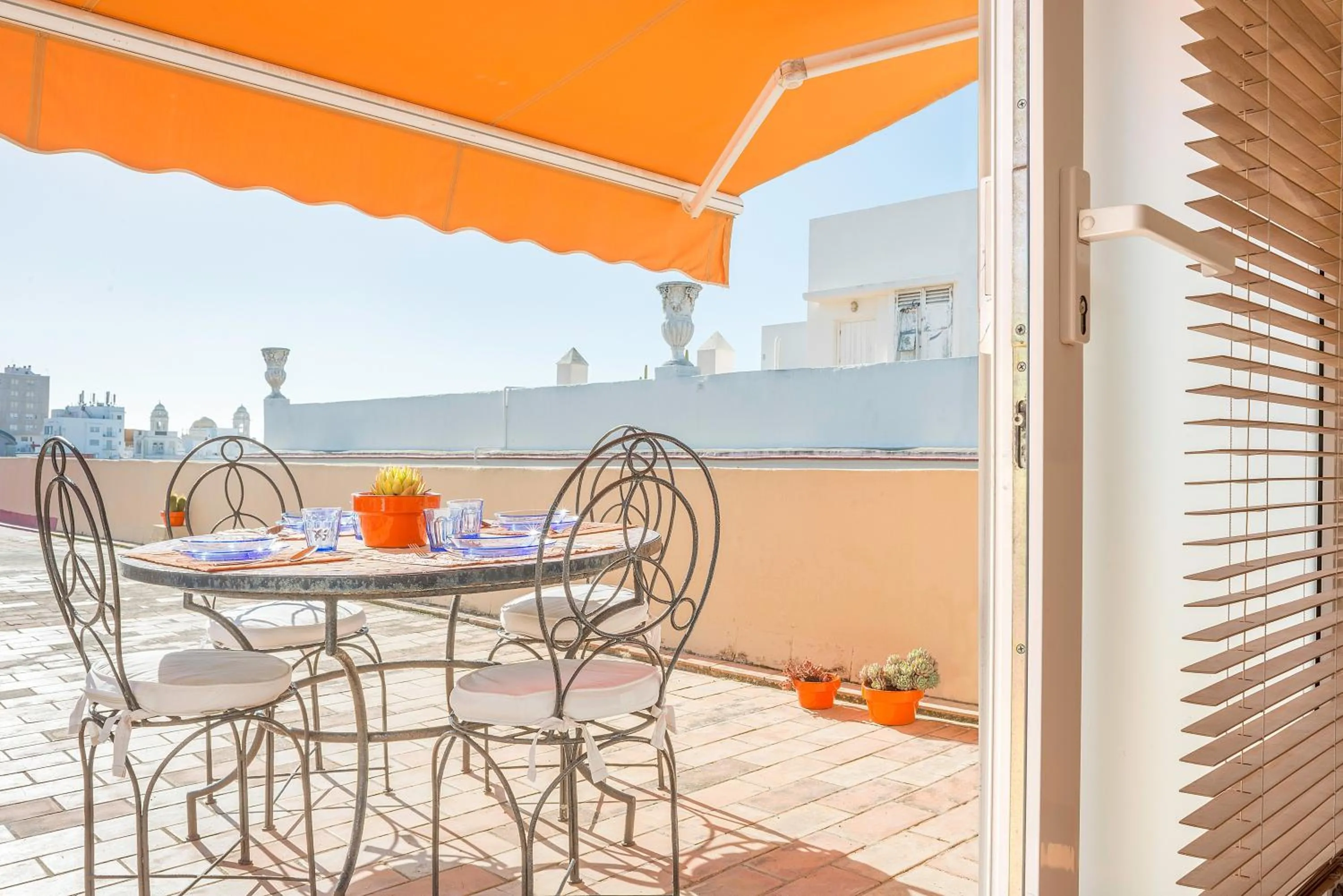 Living room in Ático en el centro con terraza