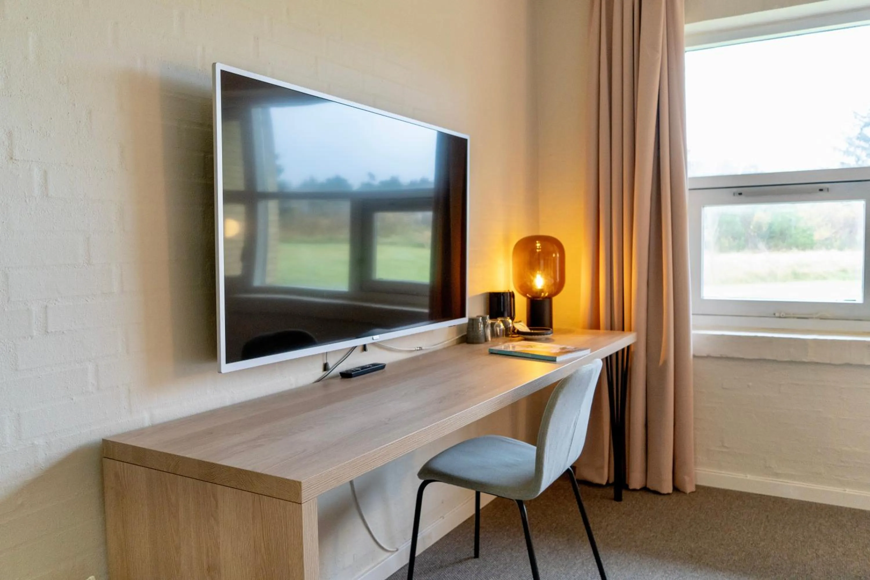 Photo of the whole room in Strandhotel Klitrosen