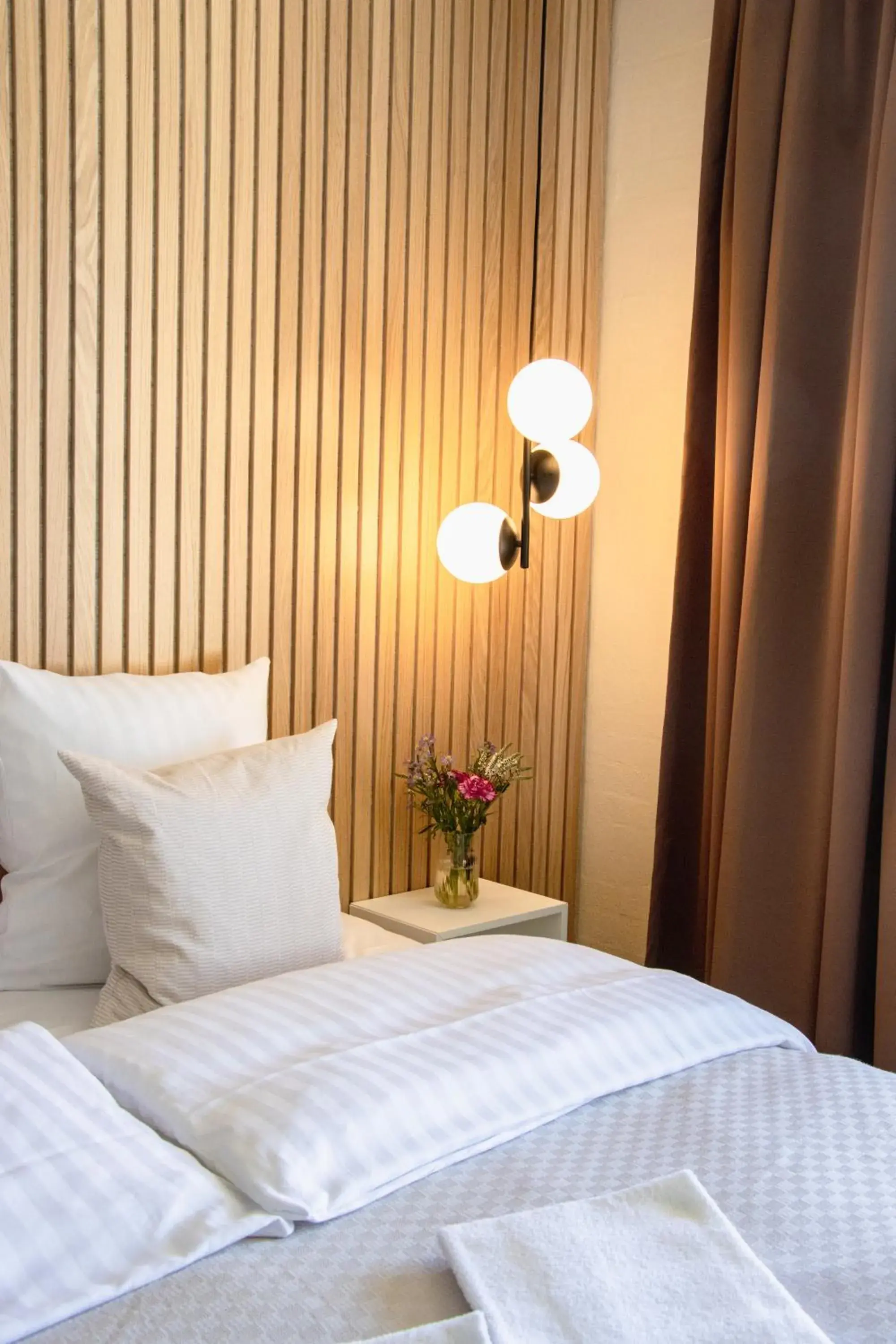 Deluxe Double Room with Balcony in Strandhotel Klitrosen Deluxe Double Room with Balcony in Strandhotel Klitrosen