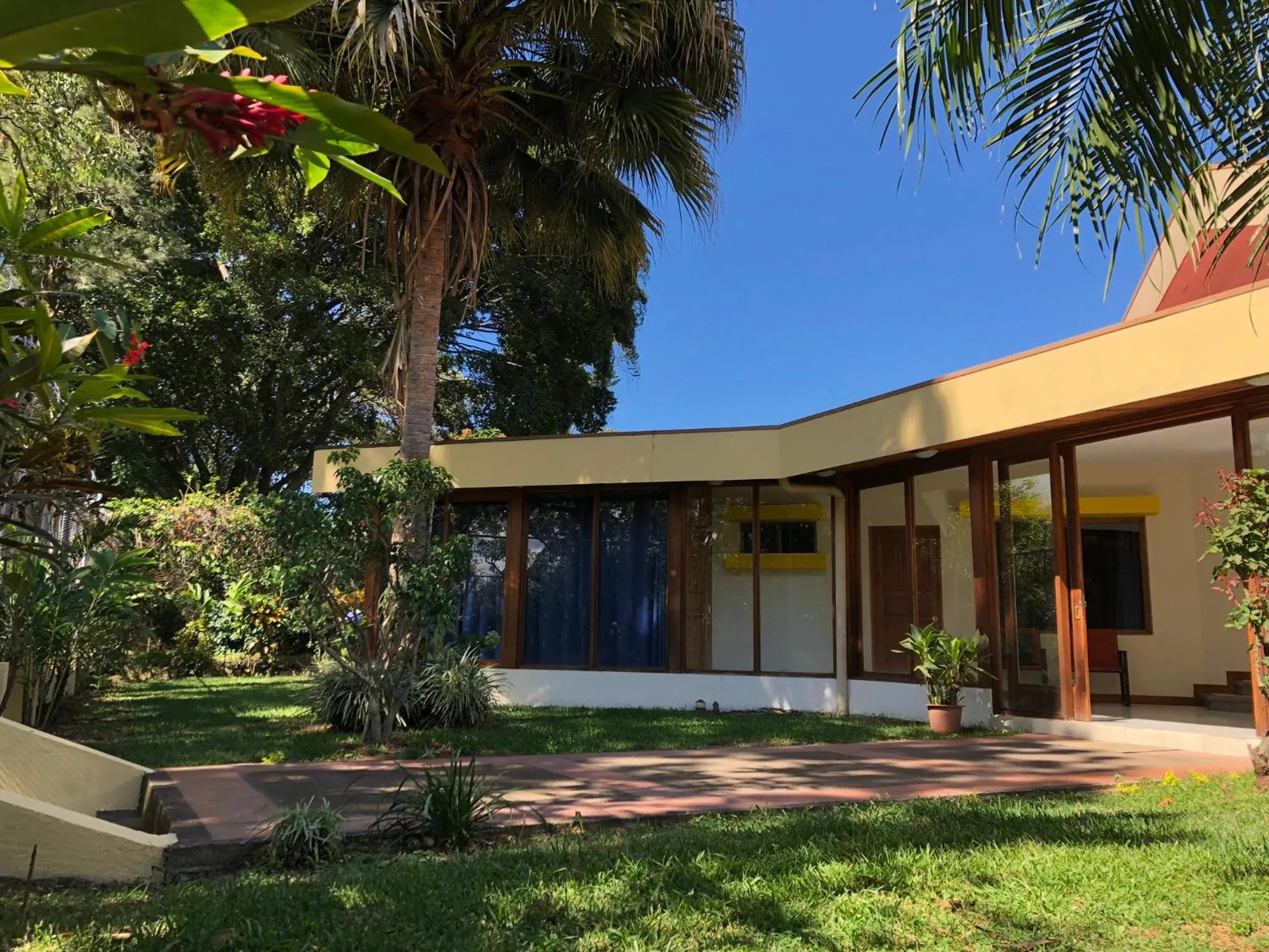 Property building in La Casa de Cariari Al Golf
