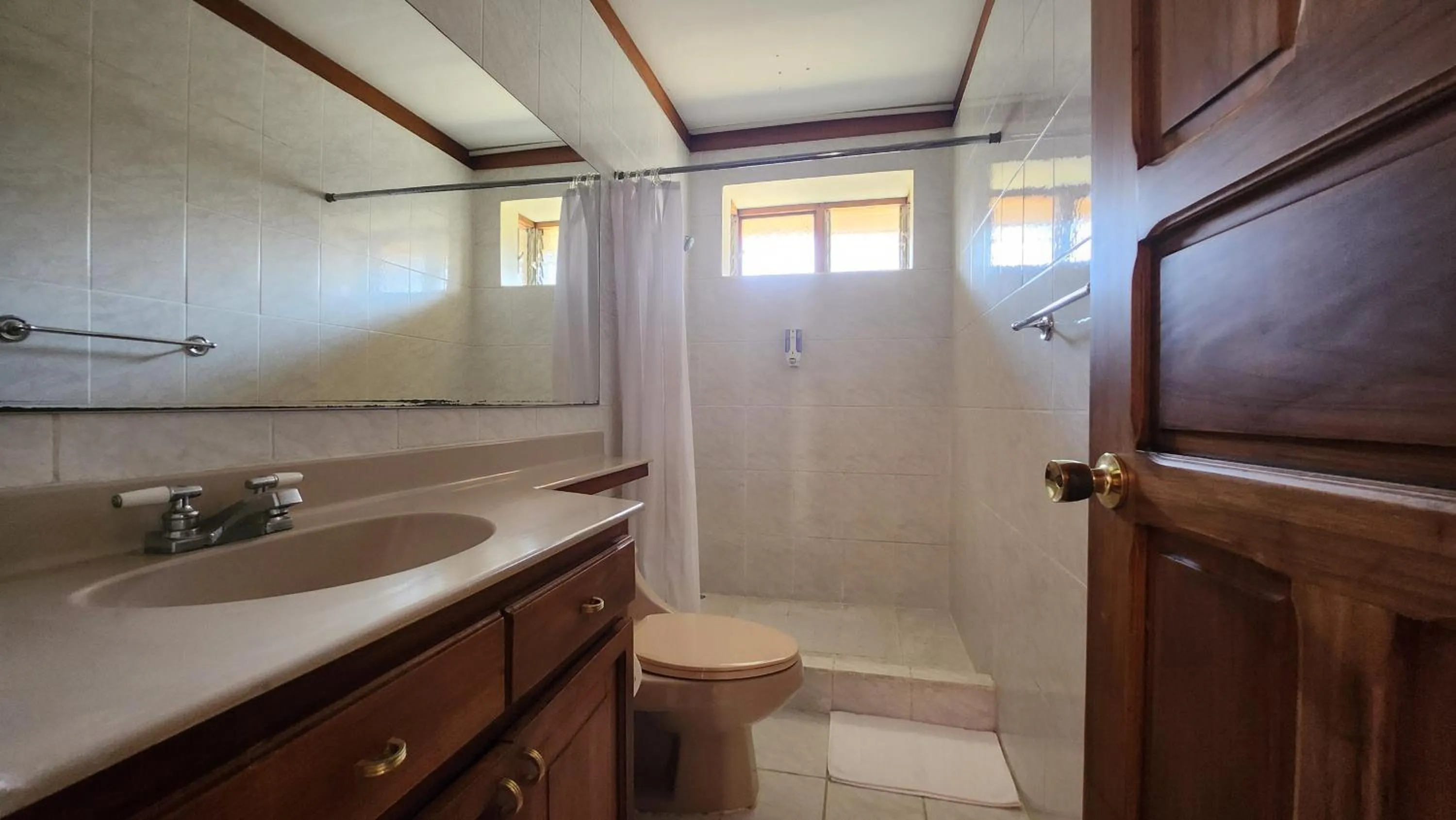 Bathroom in La Casa de Cariari Al Golf