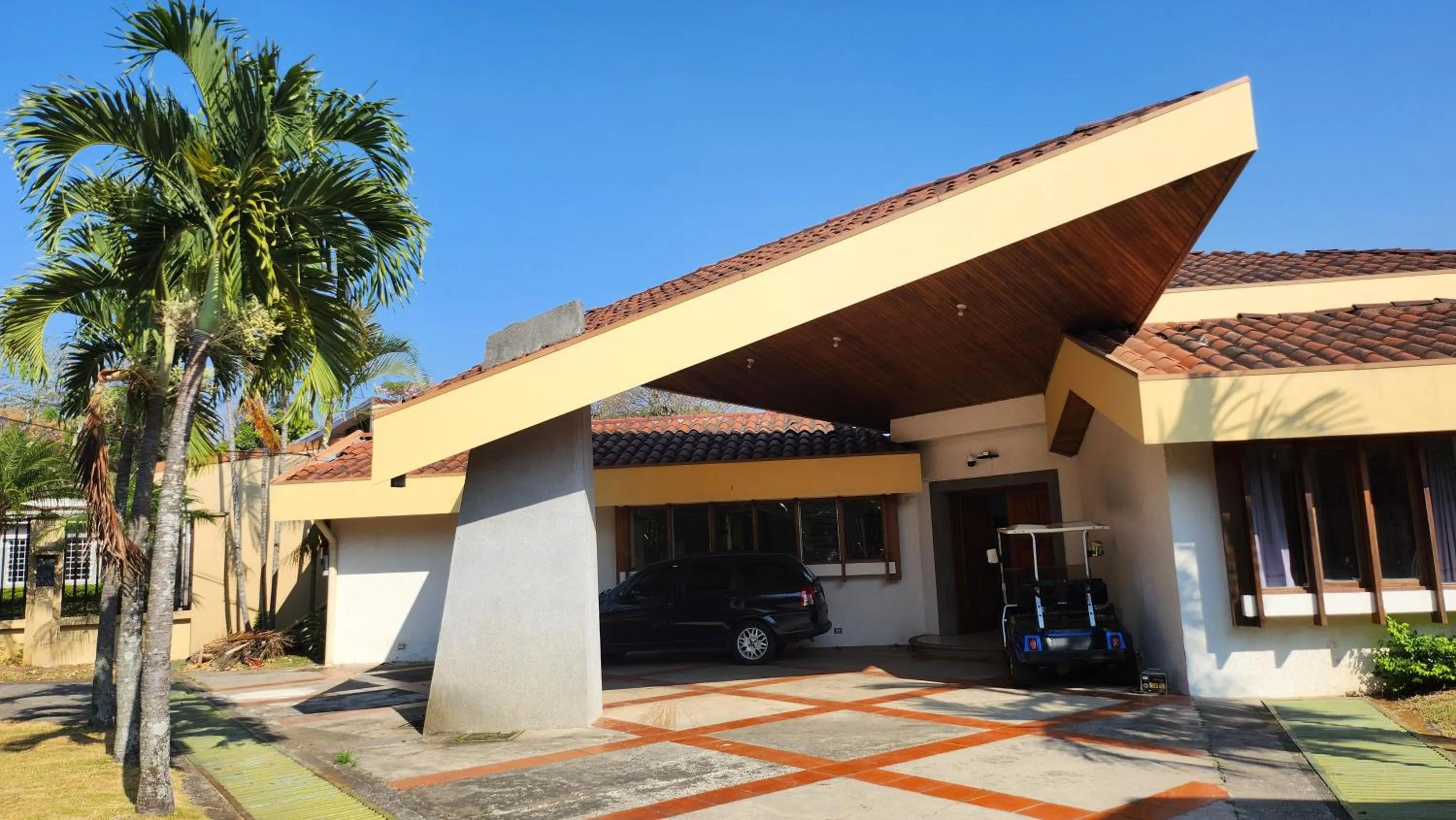 La Casa de Cariari Al Golf
