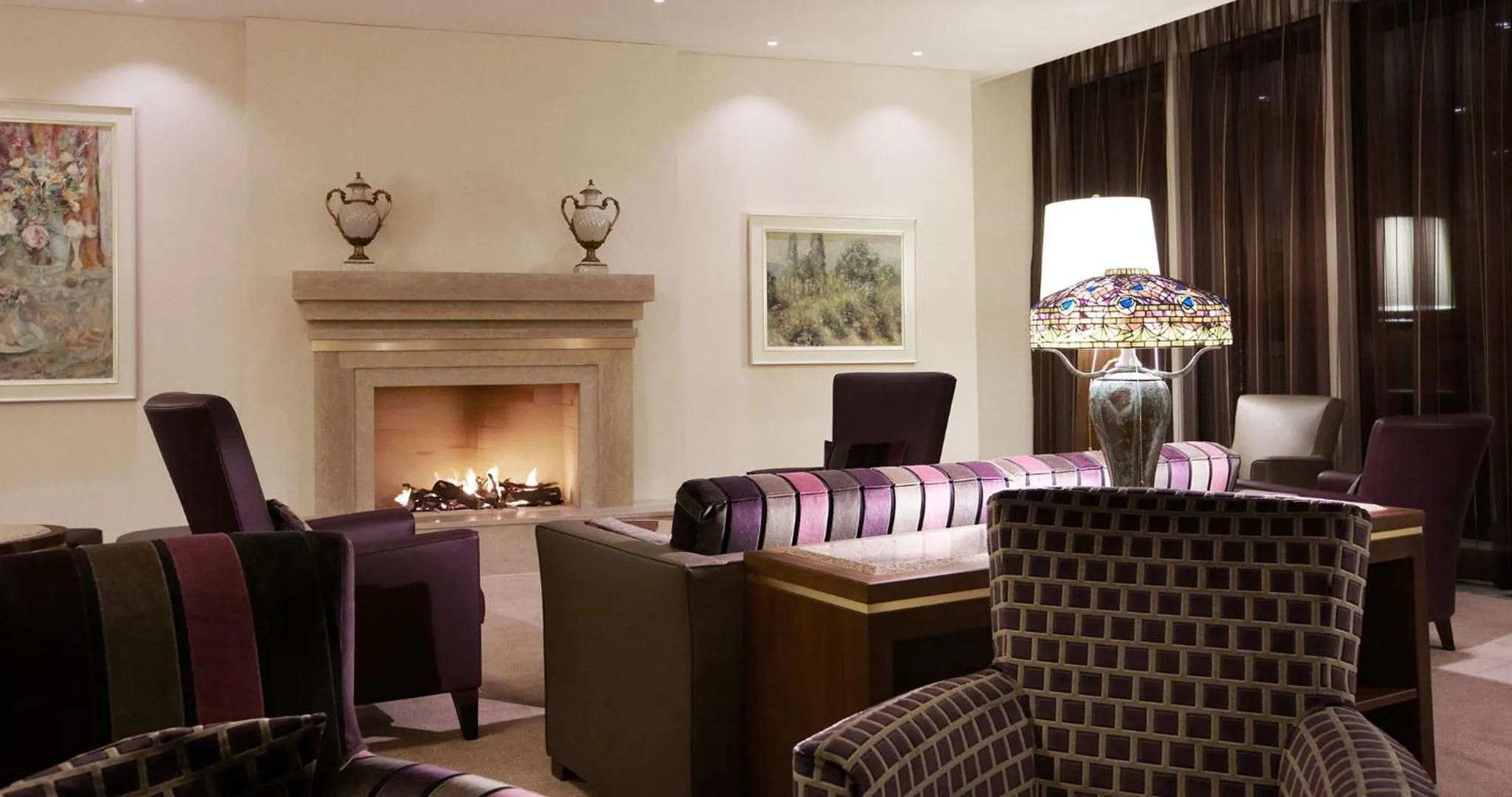 Lounge or bar in Oberwaid - Das Hotel.