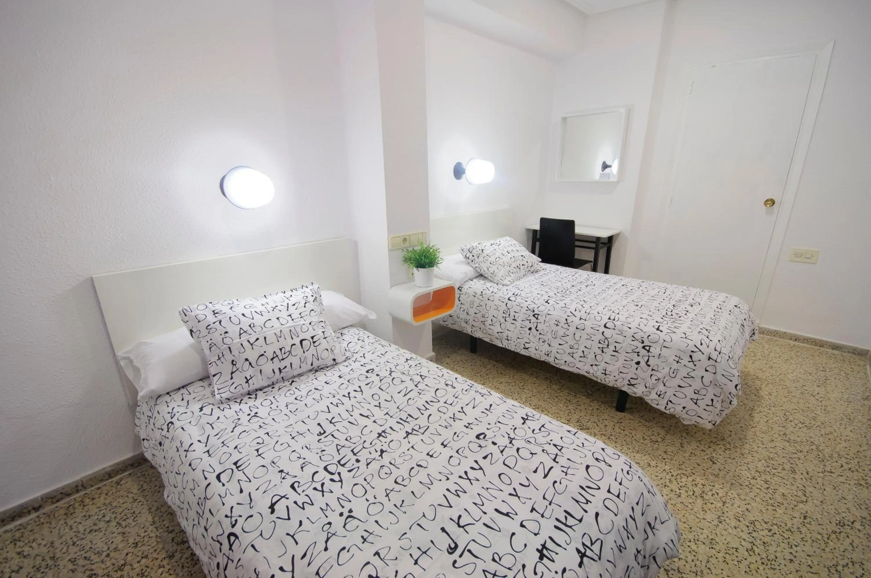 Bed in Hostal On Dormire Valencia