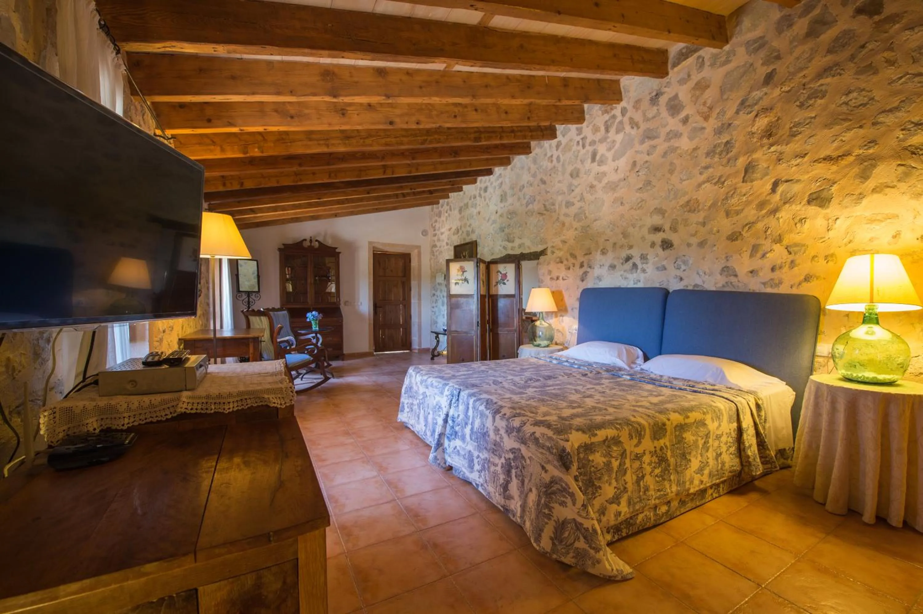 Bedroom, Bed in Agroturismo Can Feliu