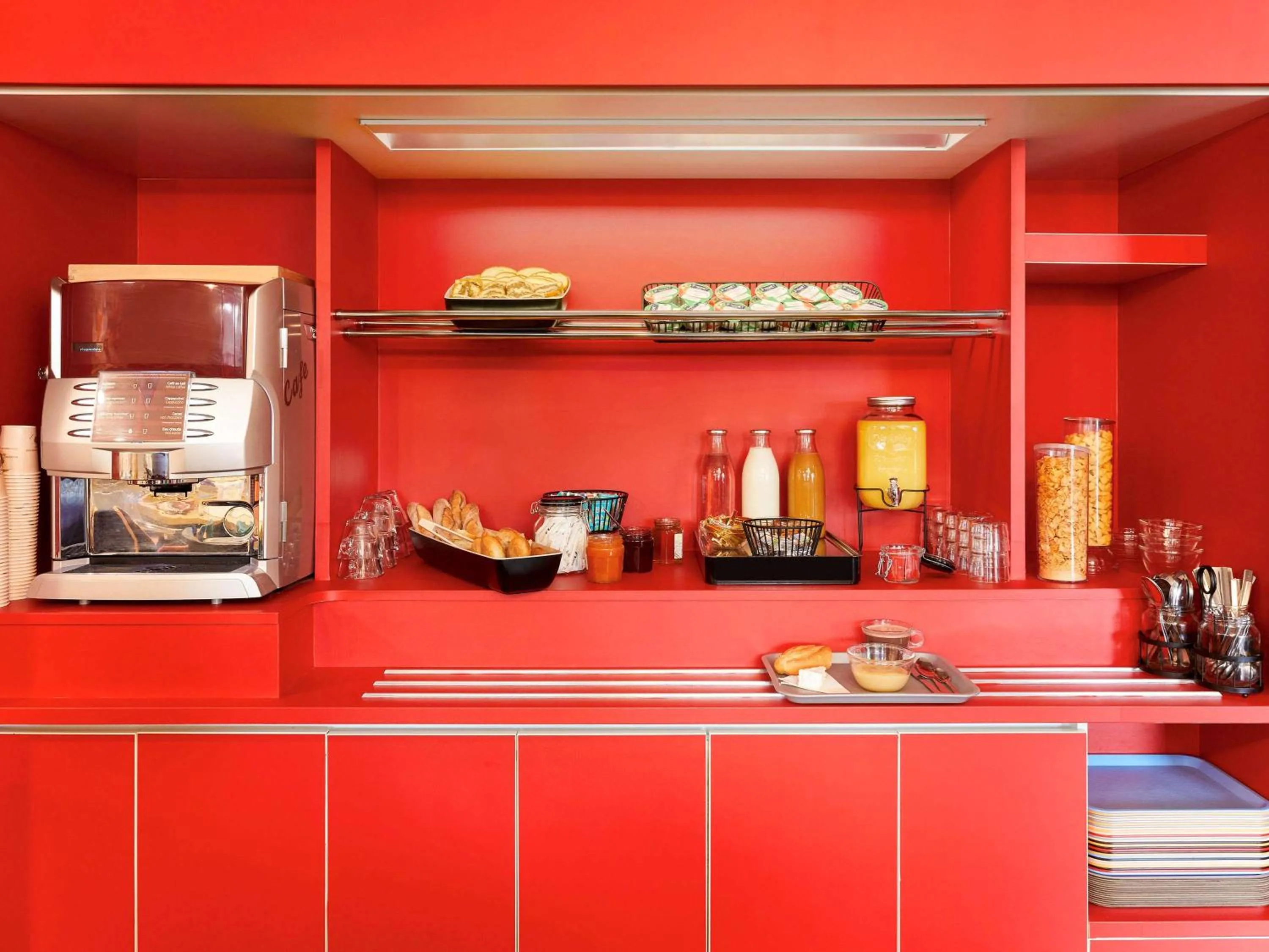 Restaurant/places to eat in hotelF1 Dole