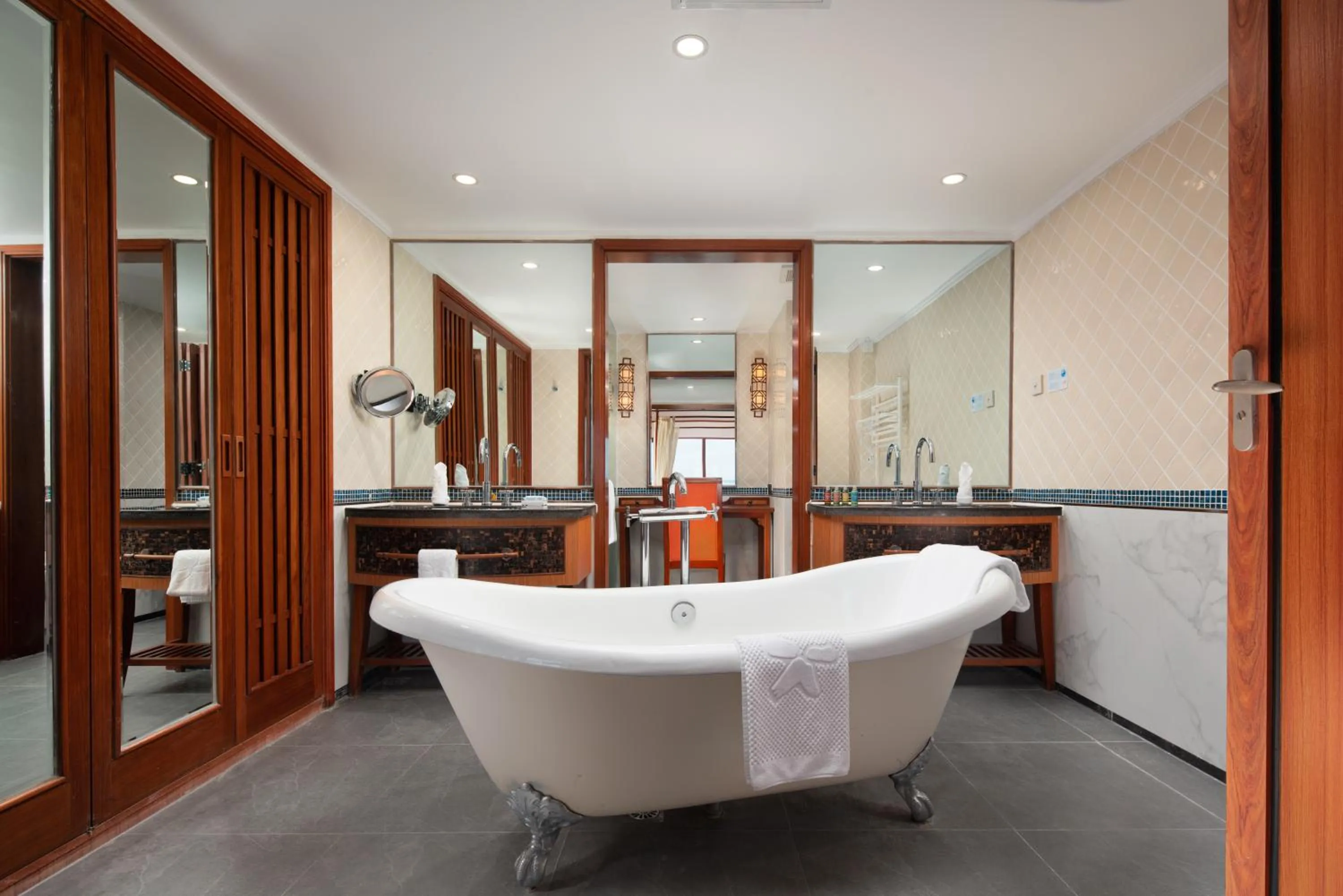 Toilet in Horizon Resort & Spa Yalong Bay-Yalong Bay Central