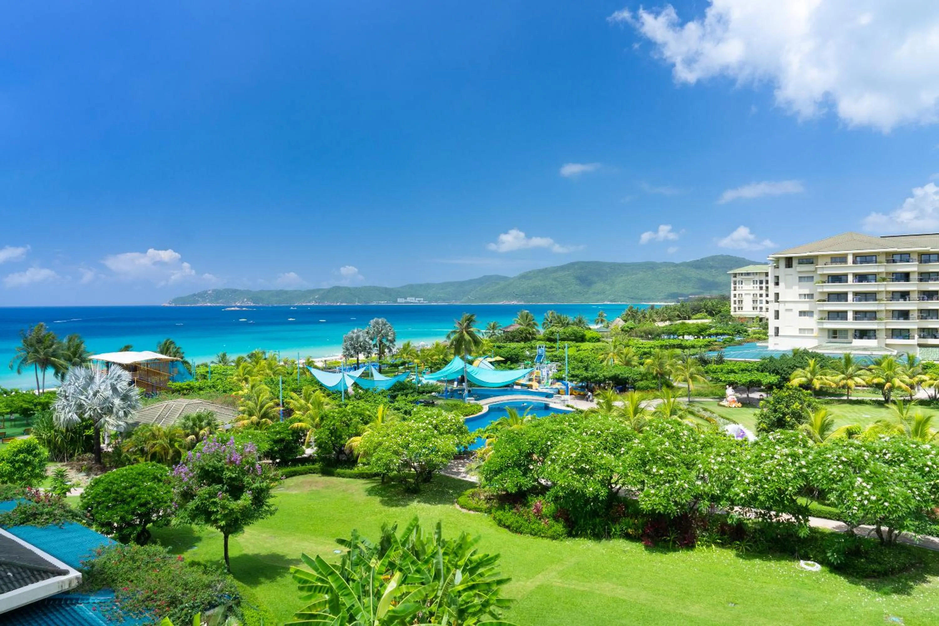 Day in Horizon Resort & Spa Yalong Bay-Yalong Bay Central