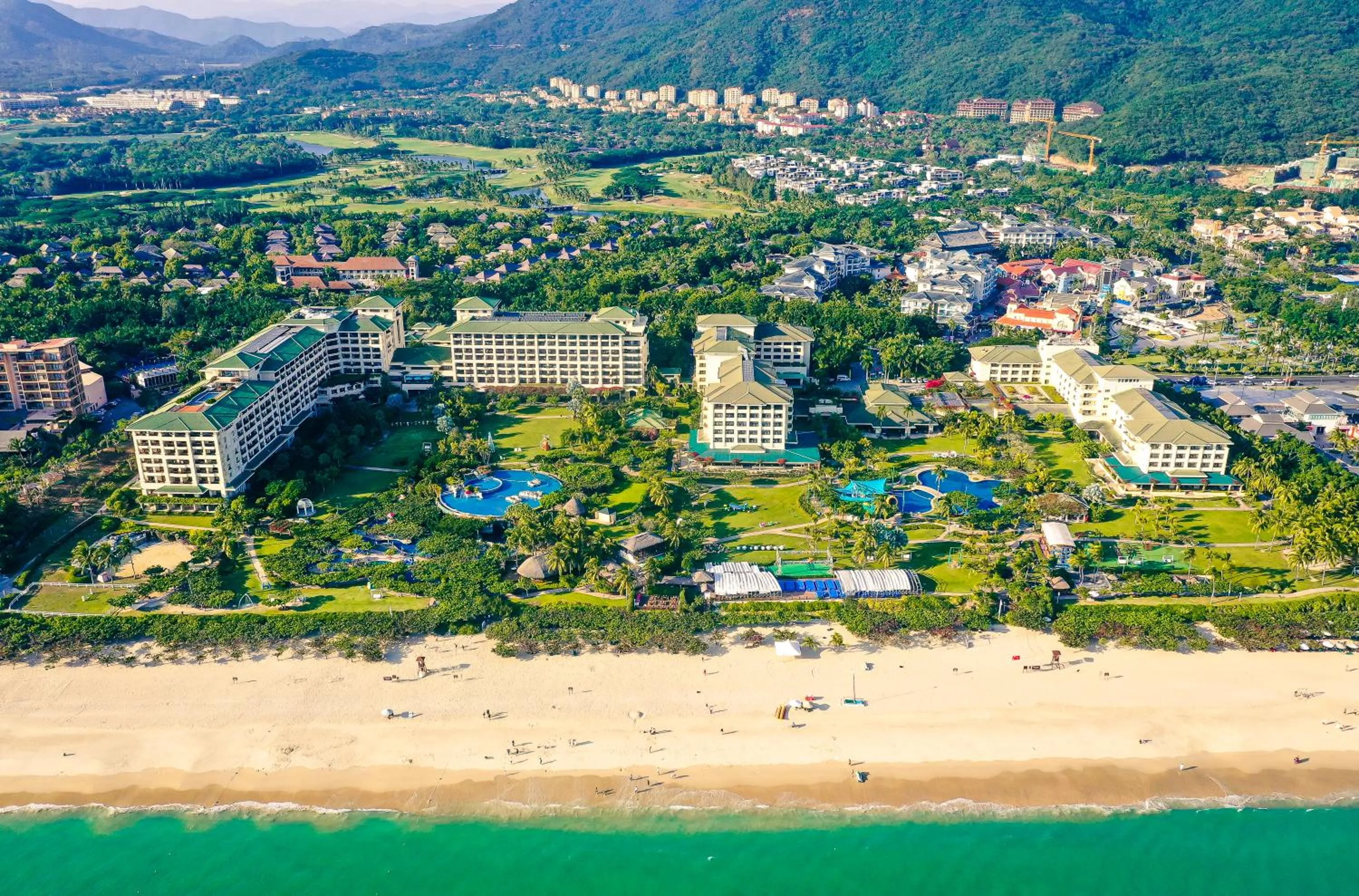 Property building in Horizon Resort & Spa Yalong Bay-Yalong Bay Central