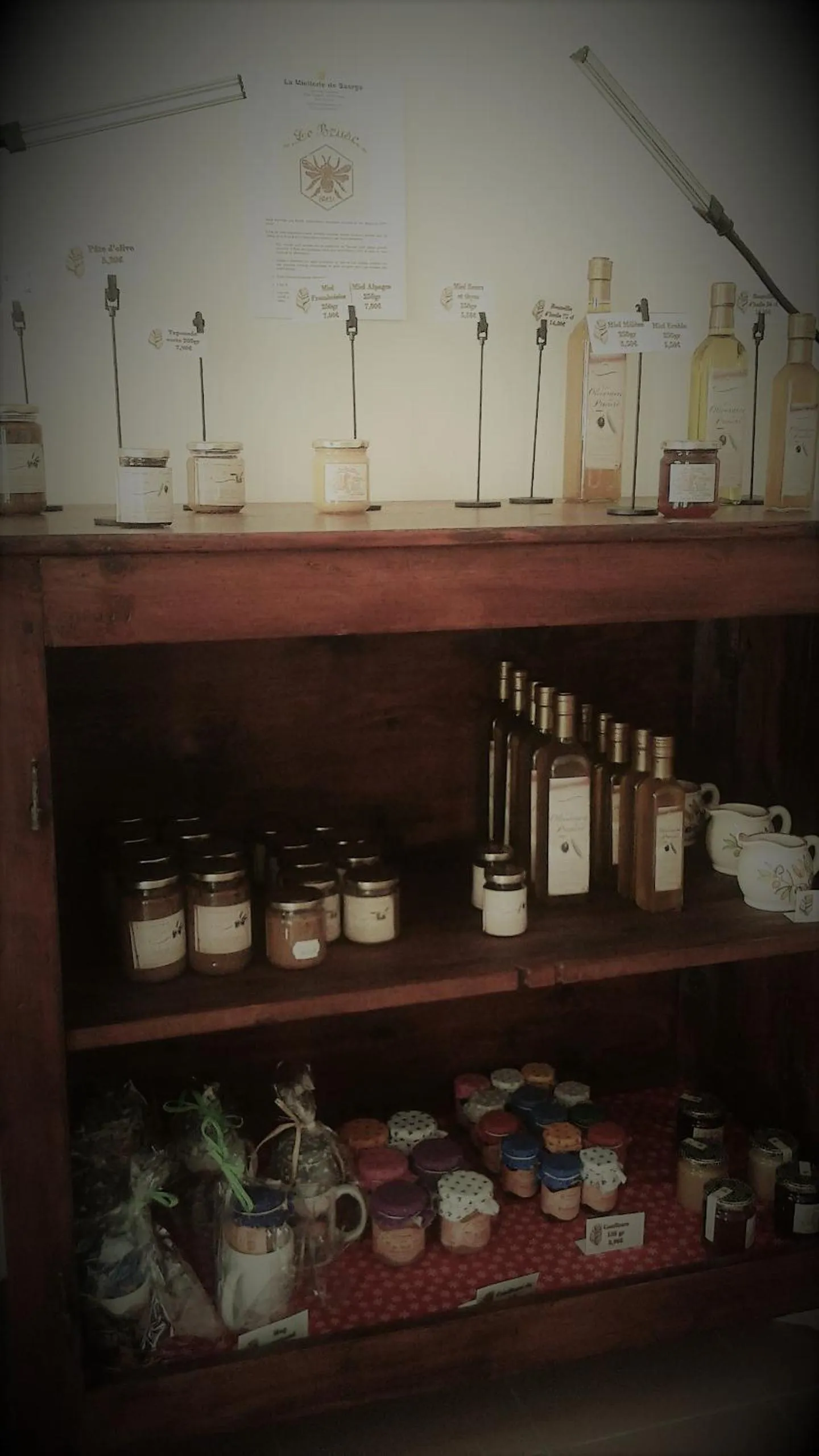 On-site shops in Le Prieuré