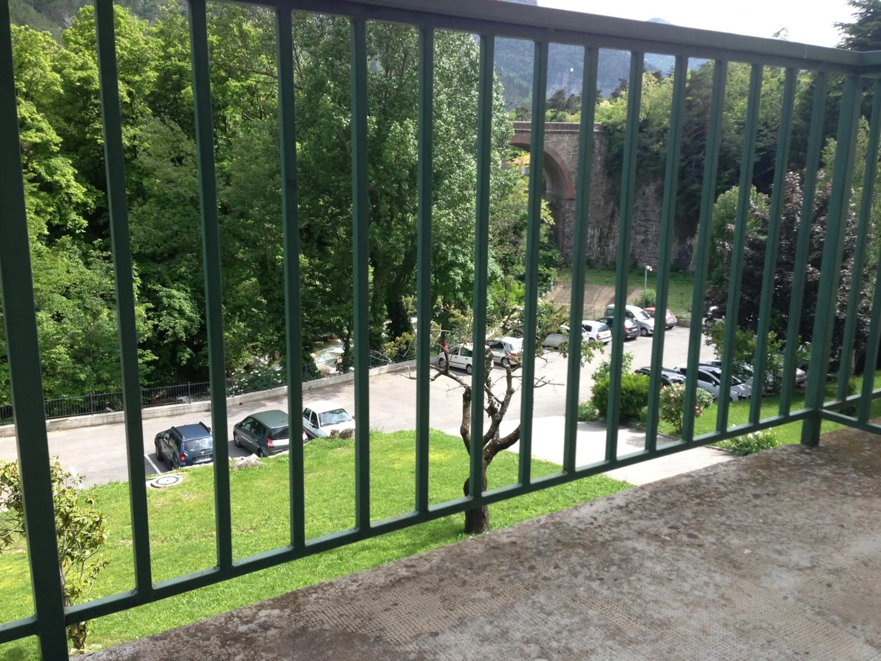 Facade/entrance in Le Prieuré