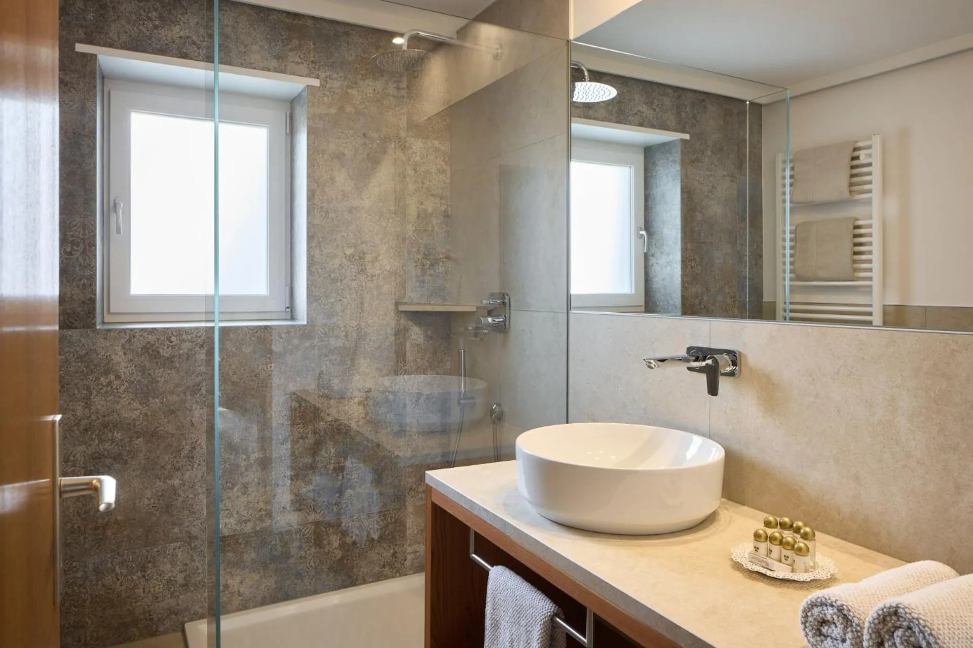 Shower in Residence Gustav Thoeni