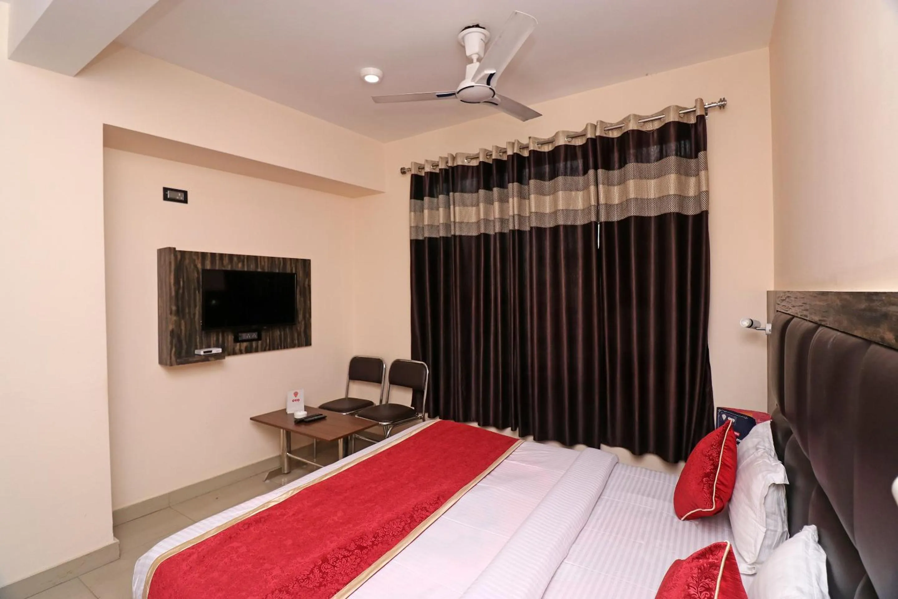 Bedroom, Bed in Hotel O Abc Residency