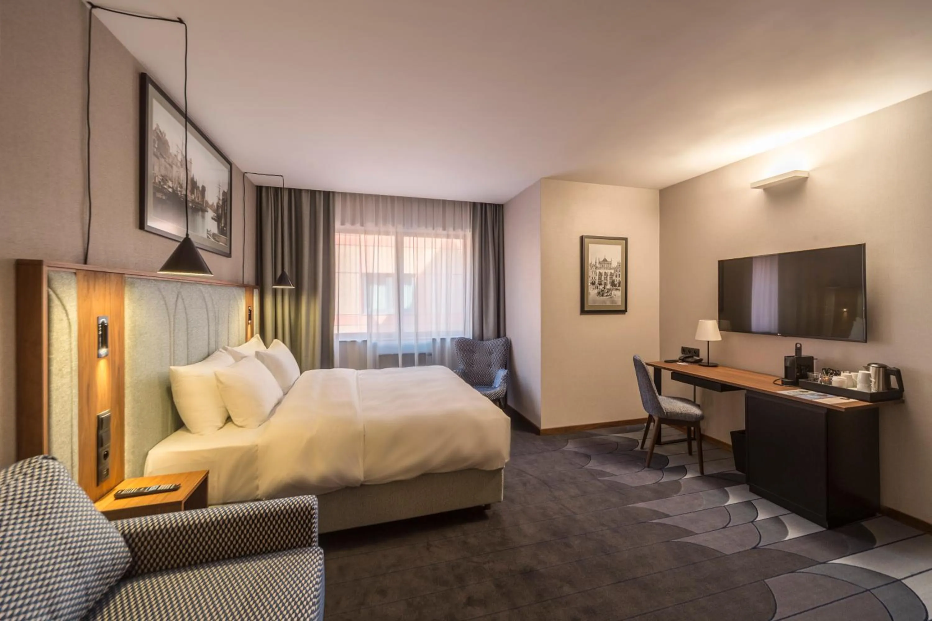 TV and multimedia, Bed in Radisson Hotel & Apartments Gdansk