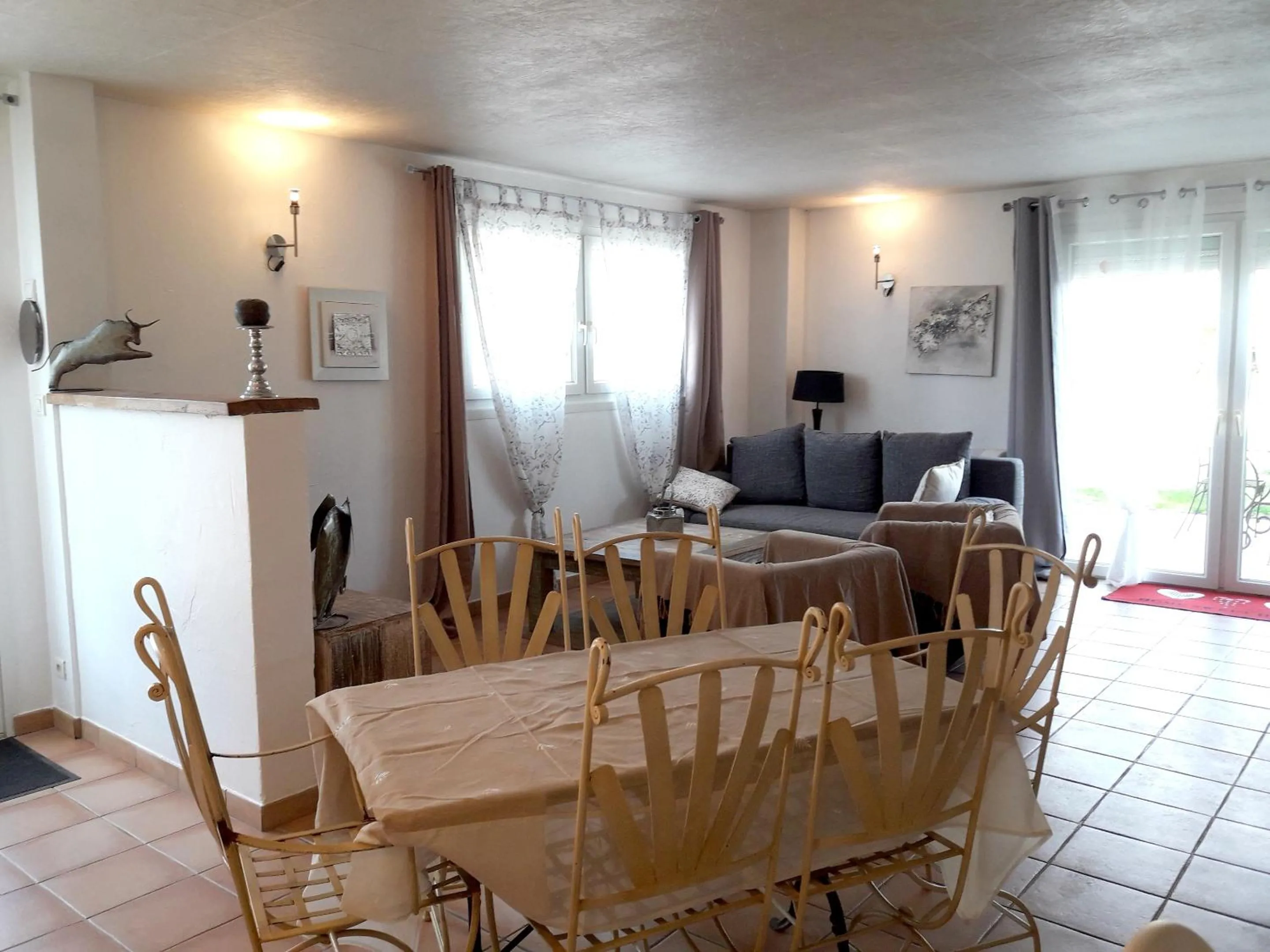 Maison charmante à Maillane avec piscine privée