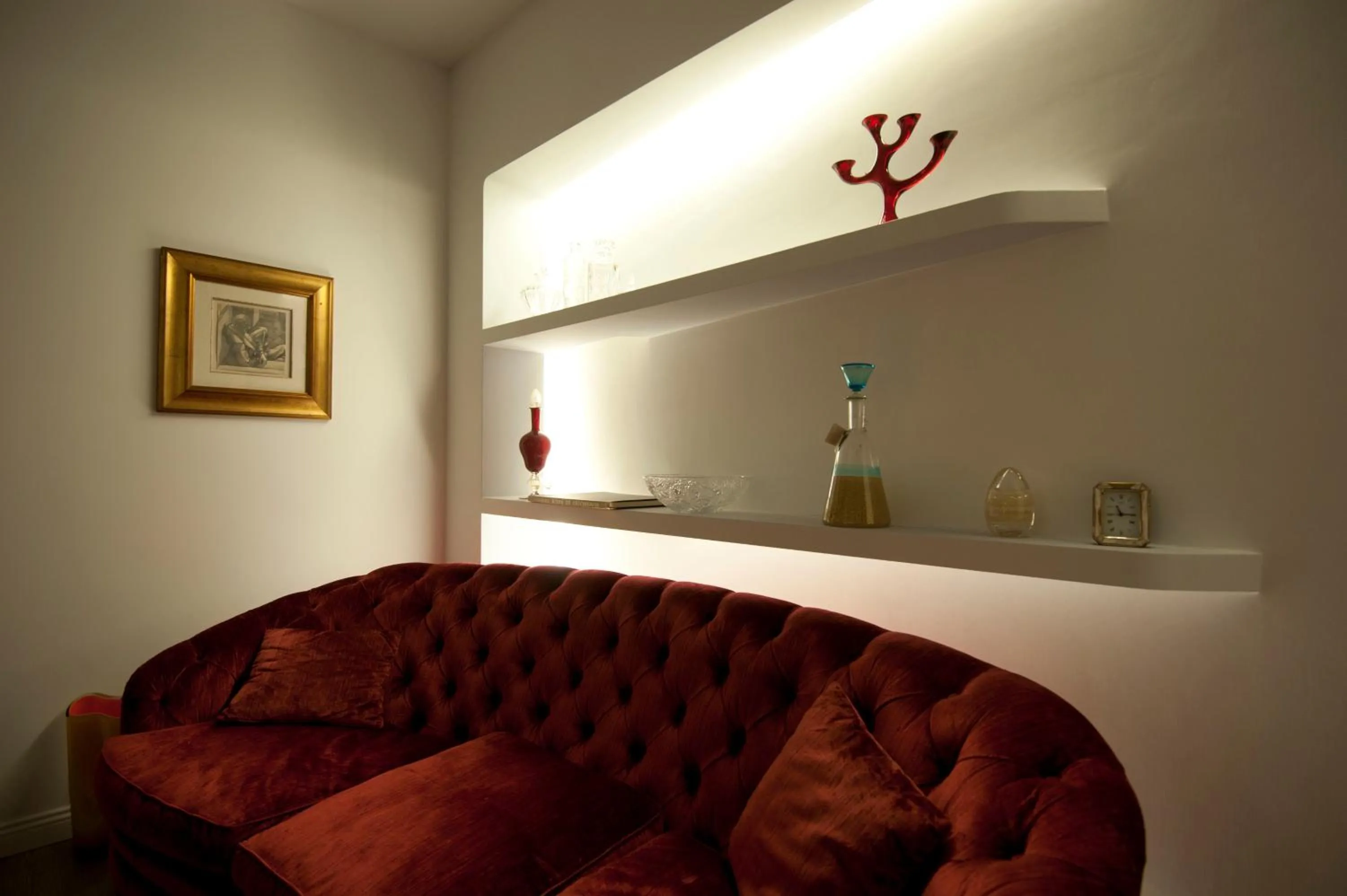 Communal lounge/ TV room in Luxury on the River